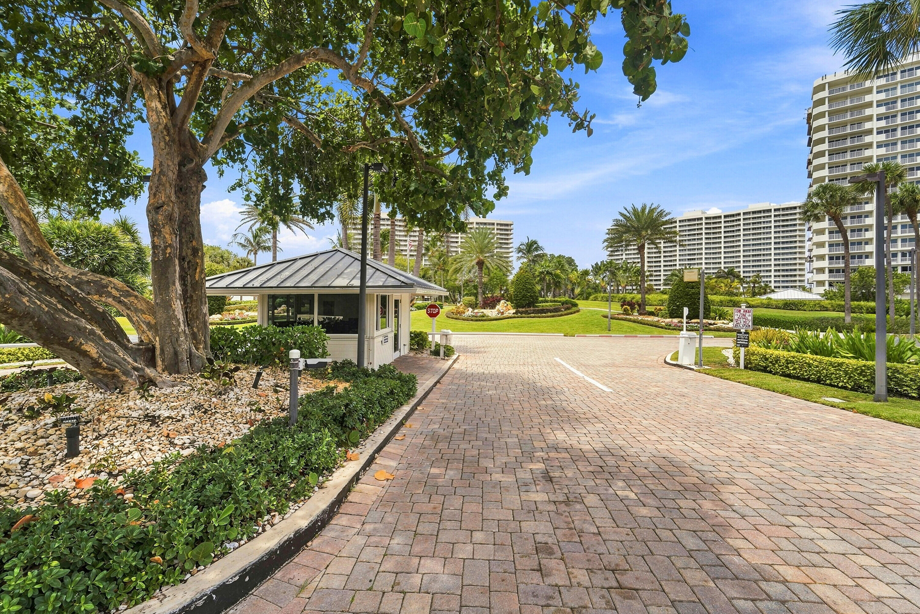 4101 N Ocean Boulevard Property Photo 3
