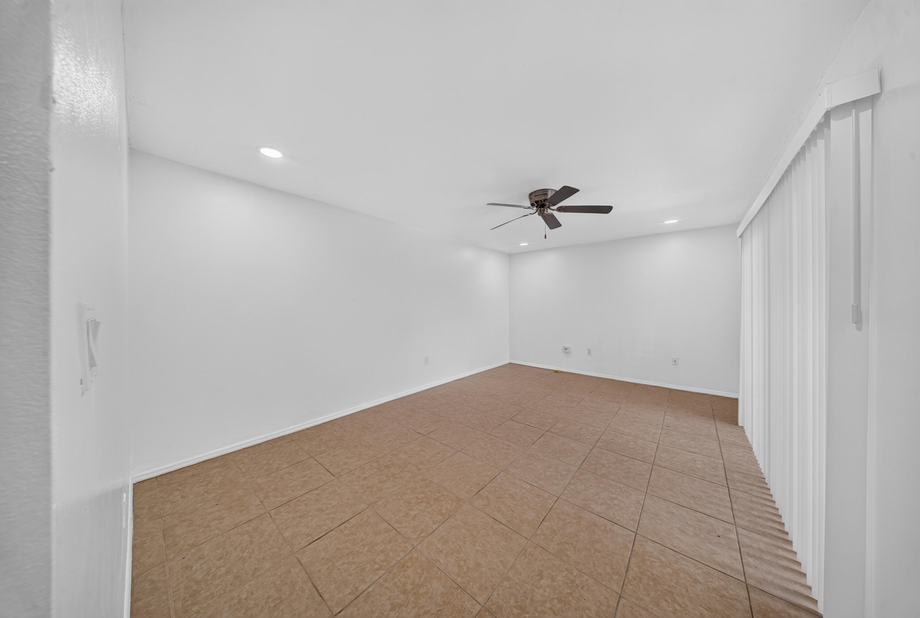 2811 Stoneway Lane A Property Photo 15
