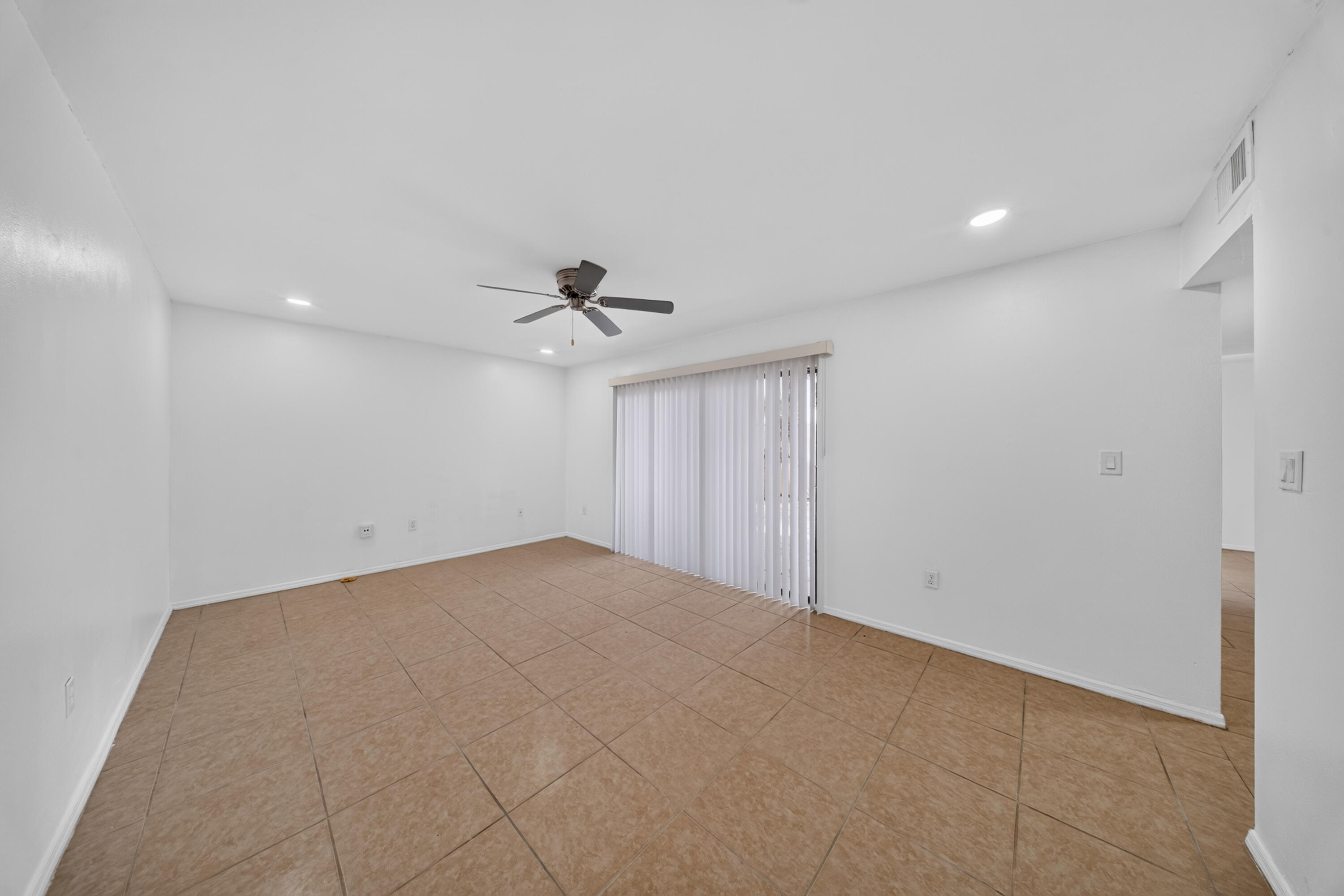 2811 Stoneway Lane A Property Photo 17