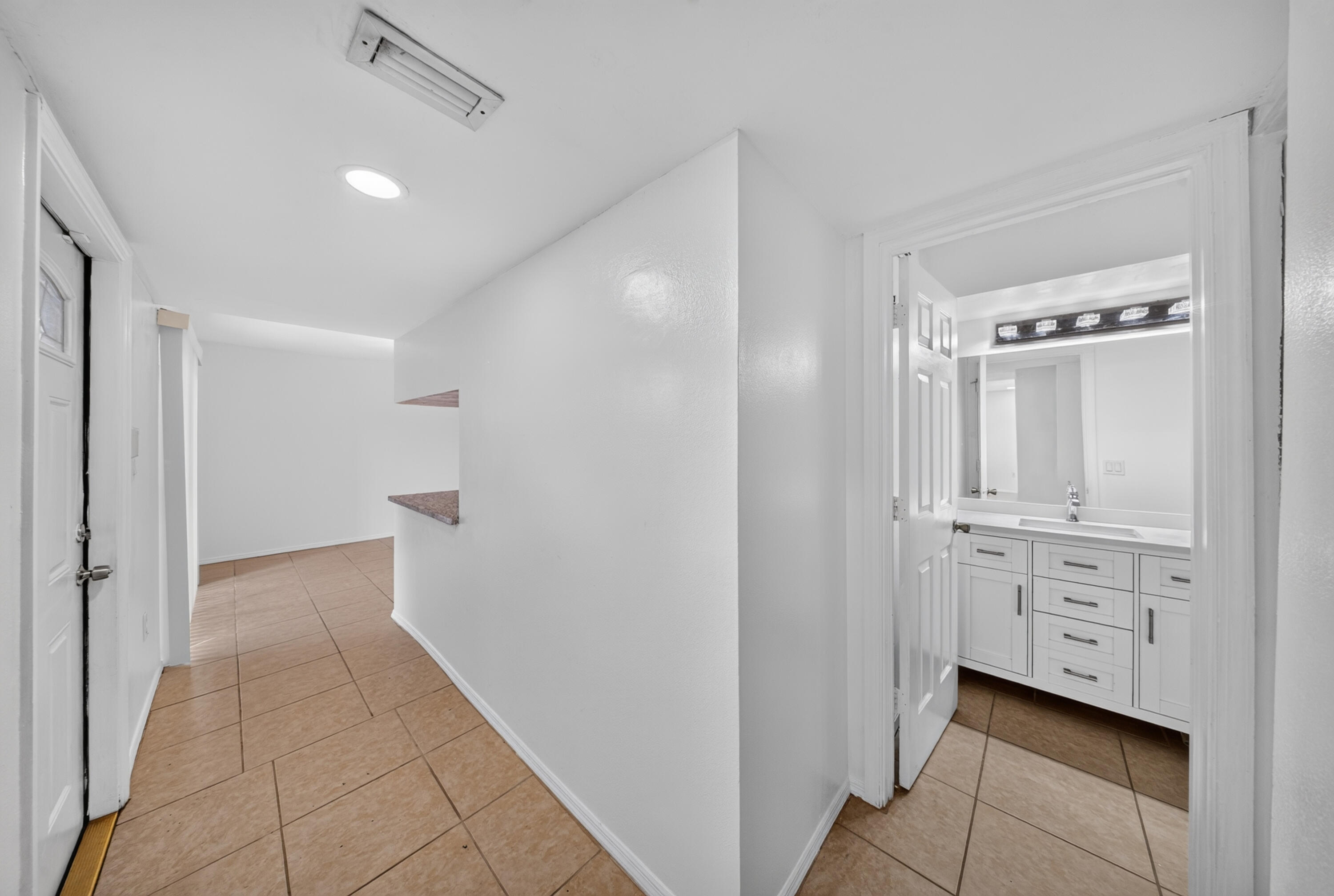 2811 Stoneway Lane A Property Photo 19