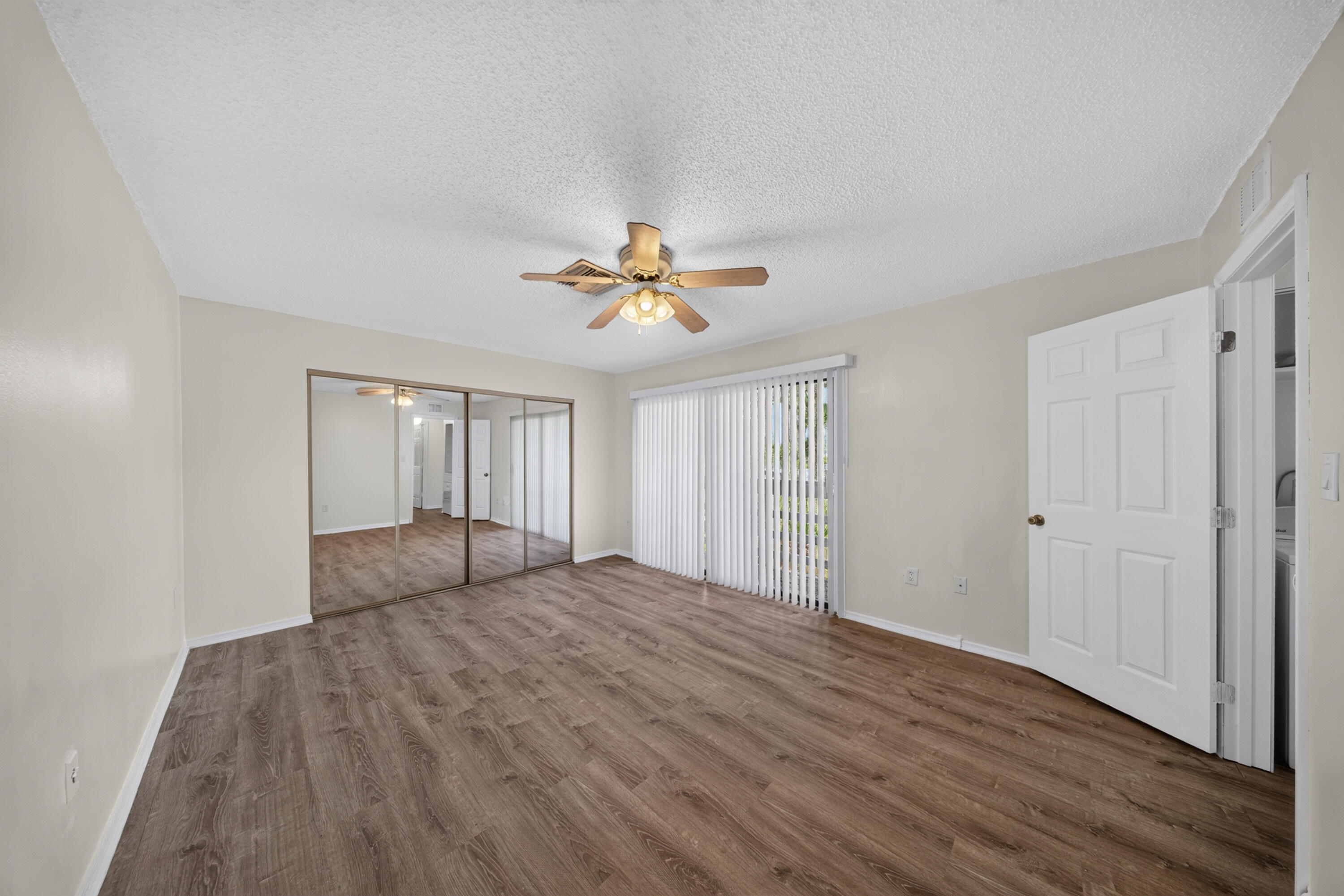 2811 Stoneway Lane A Property Photo 24