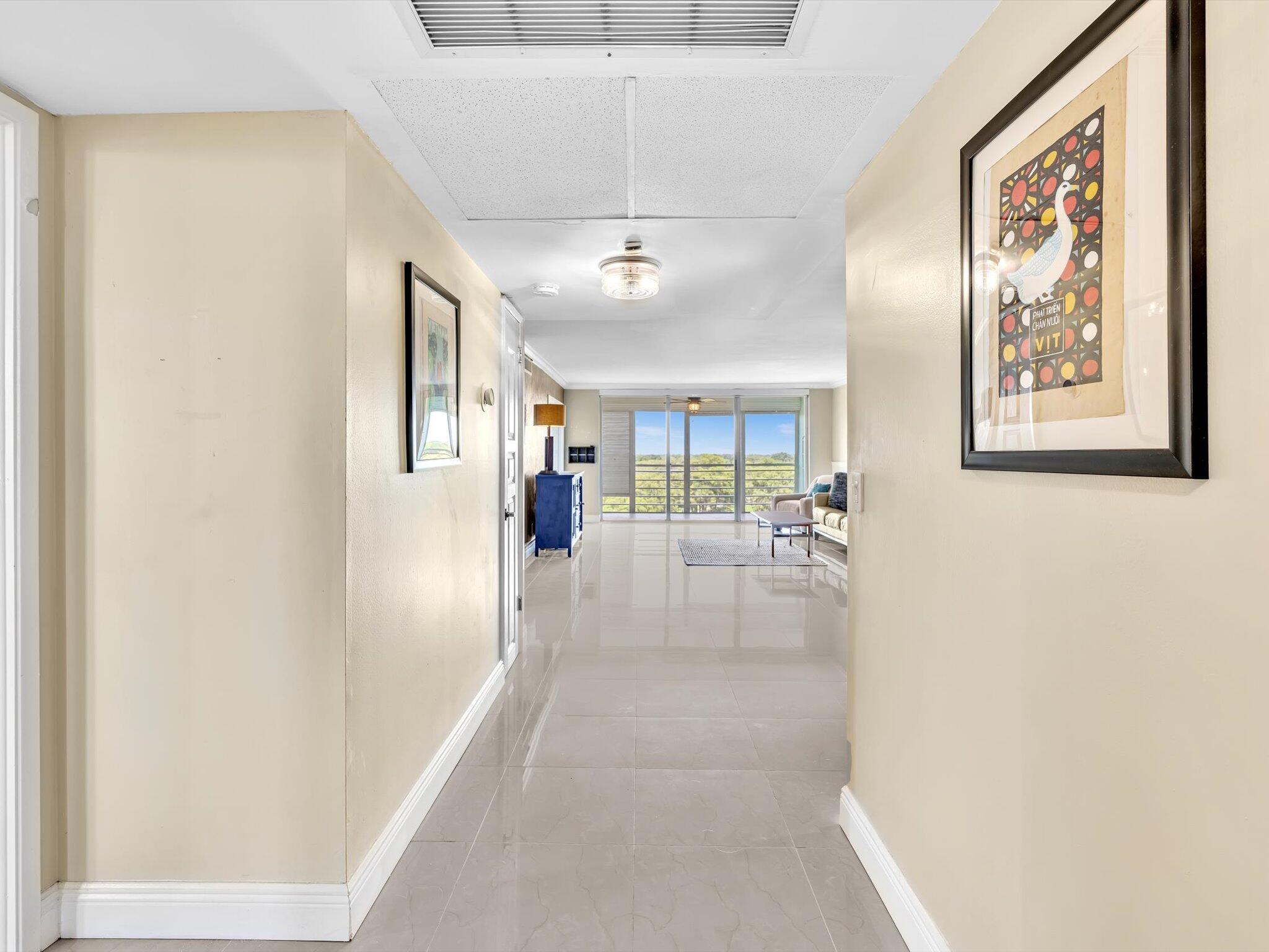 605 Oaks Drive 810 Property Photo 6