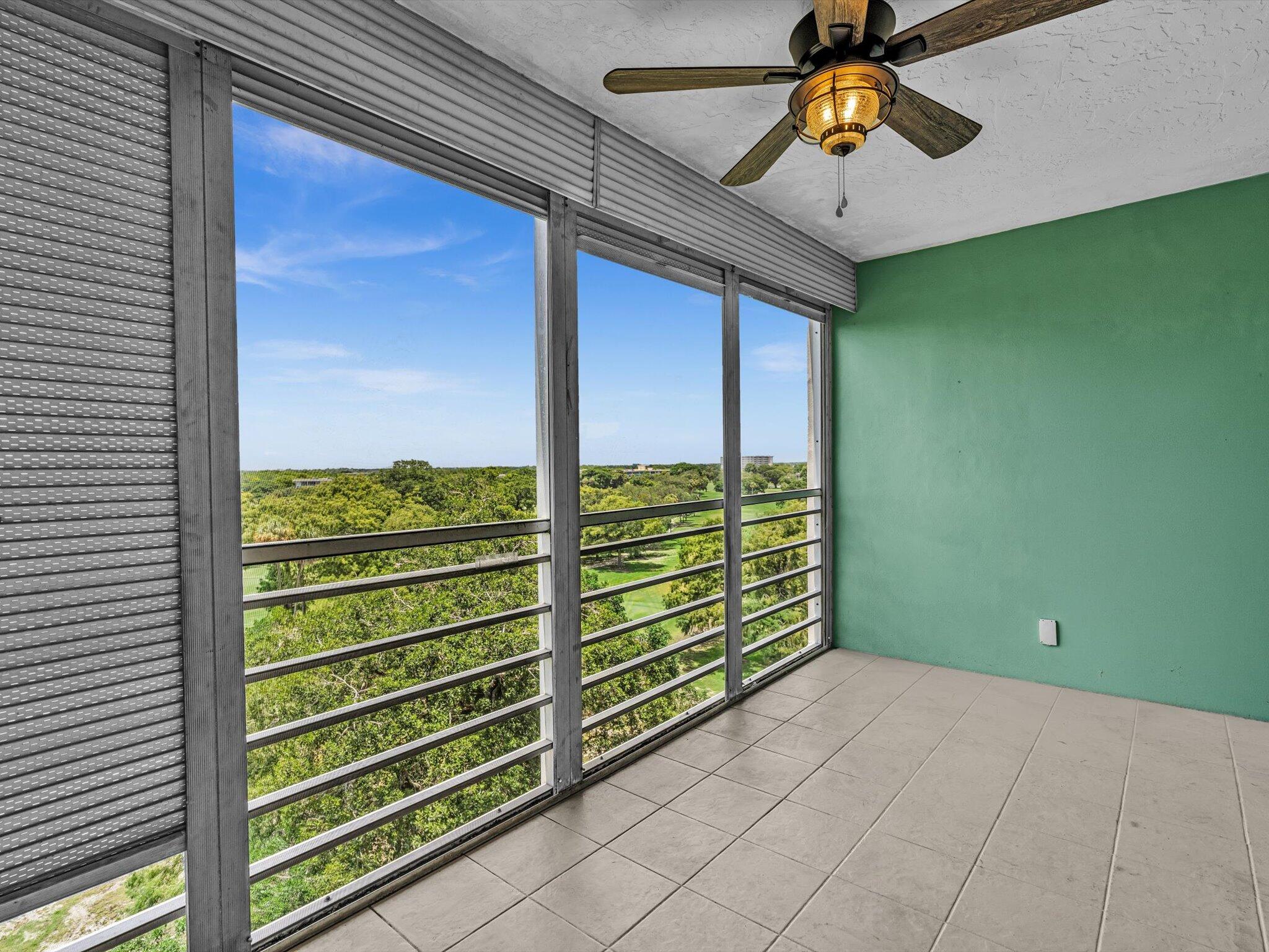 605 Oaks Drive 810 Property Photo 25