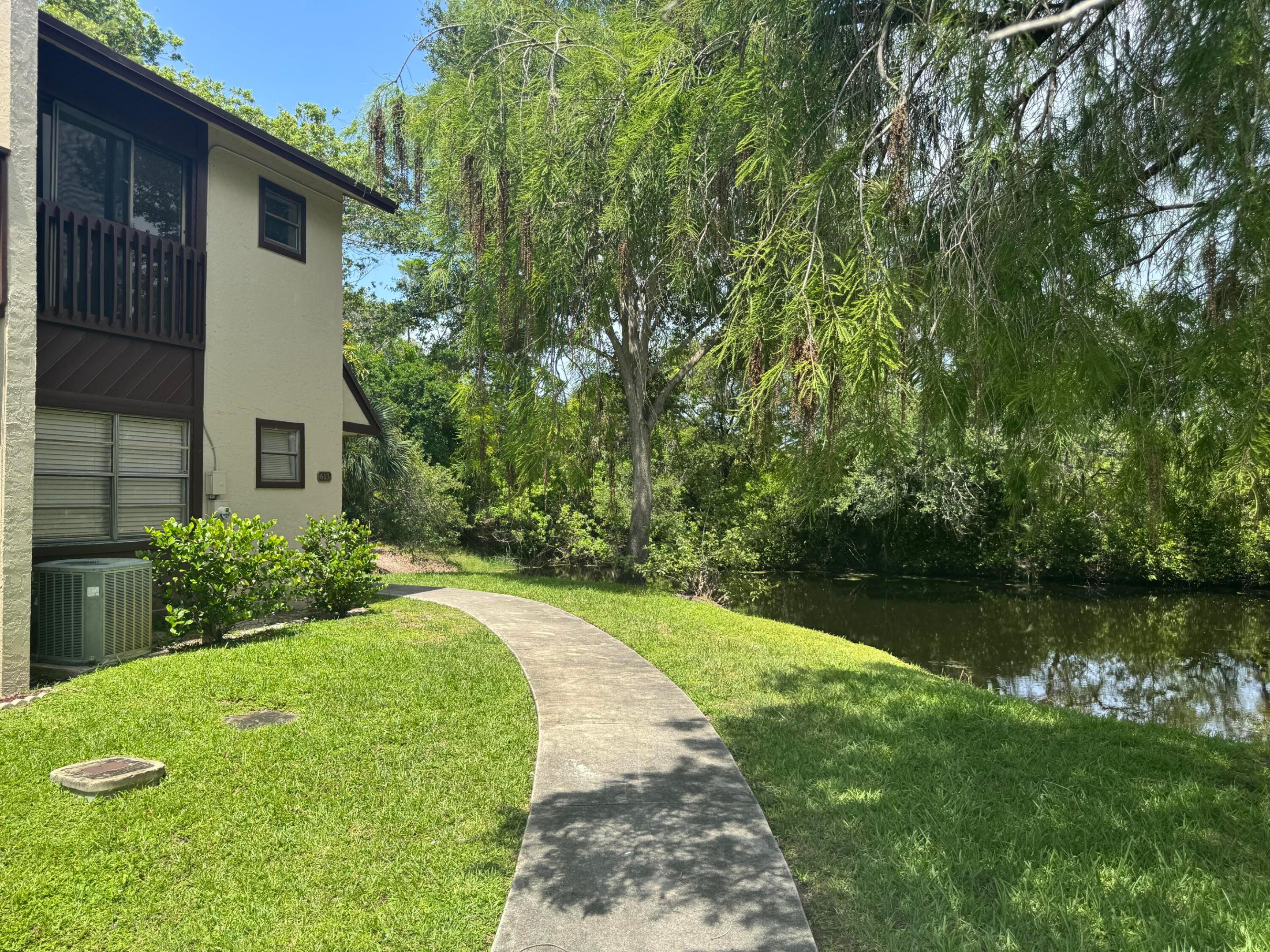 613 Nw 47th Street Property Photo 1