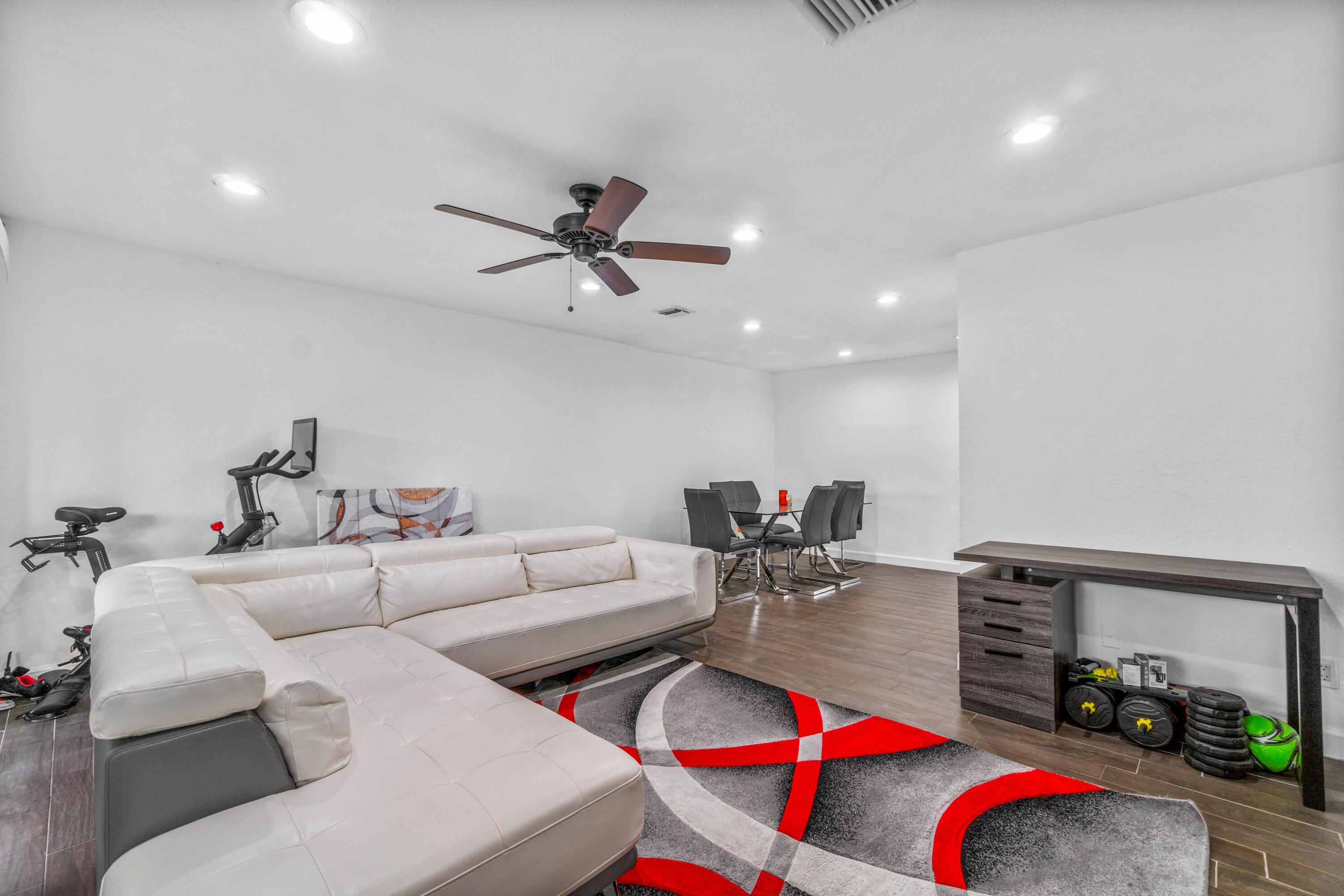 3703 Inlet Circle Property Photo 11