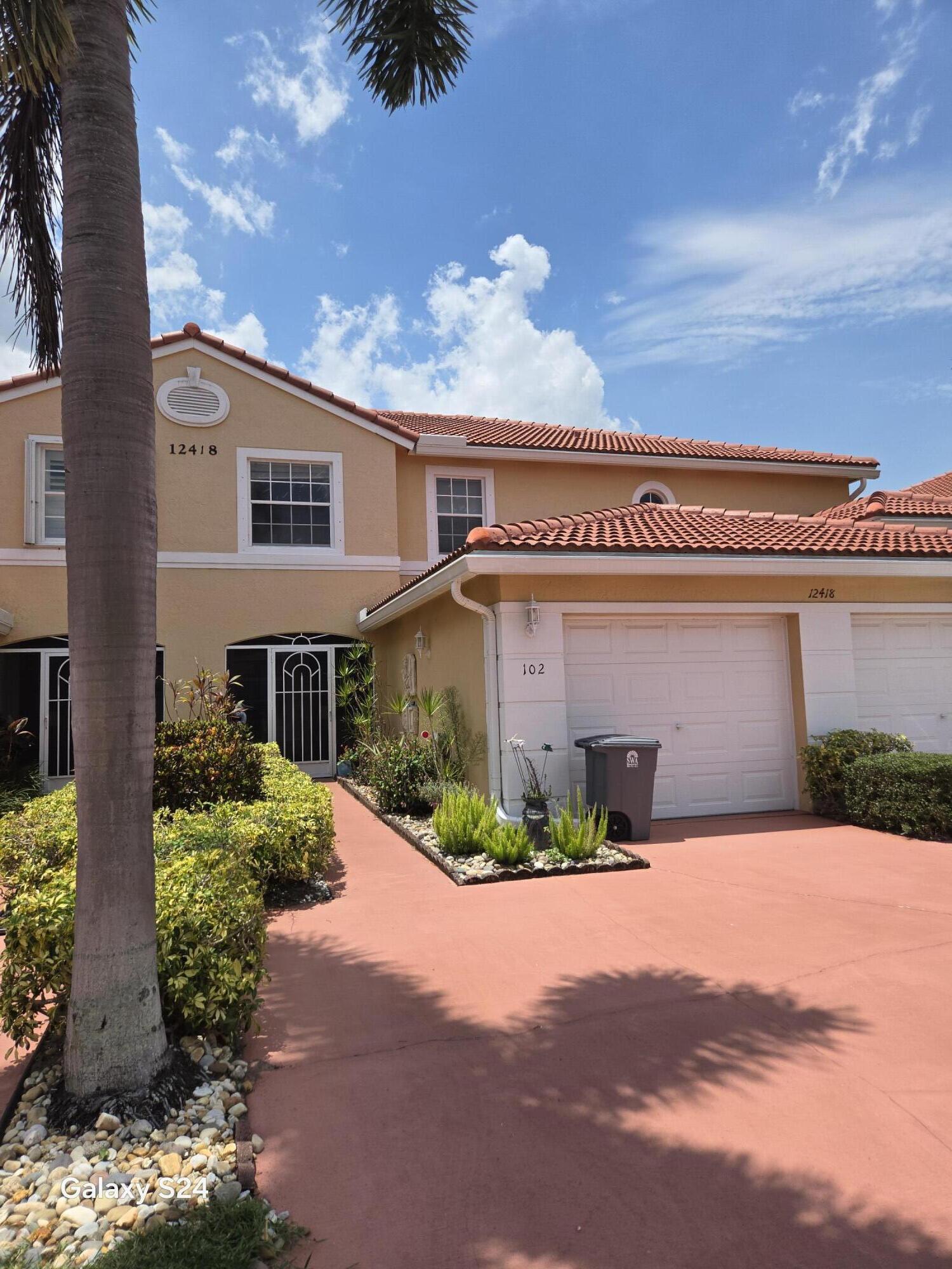 12418 Crystal Pointe Drive 202