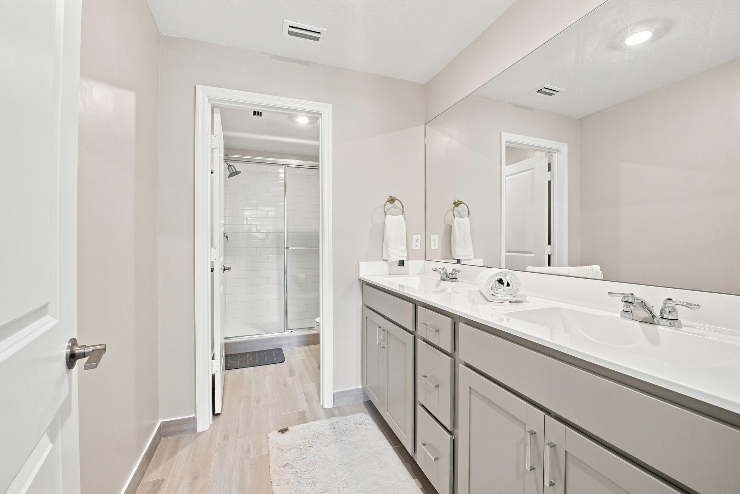 4341 Pond Lily Lane Property Photo 27