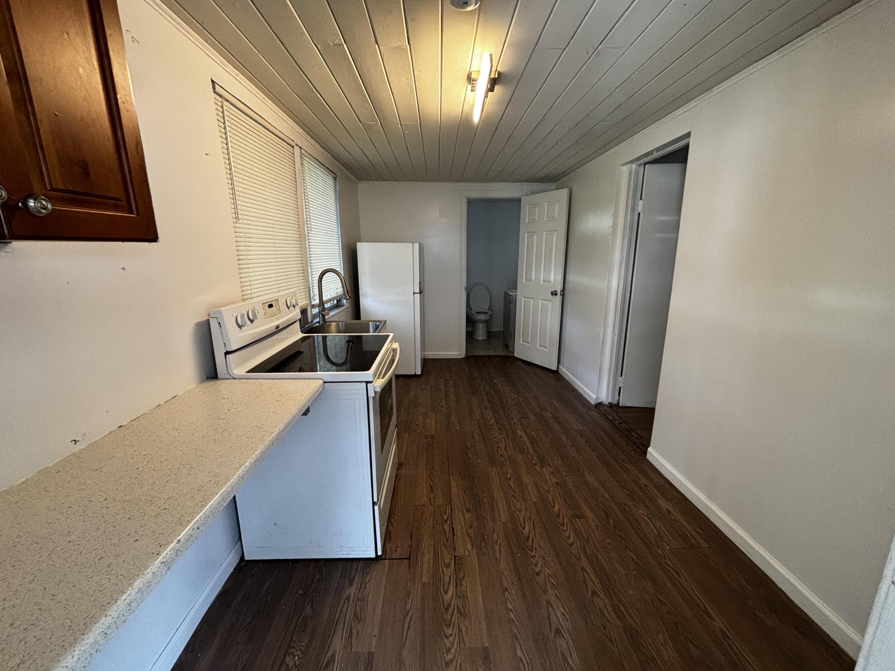 301 Fleming Avenue Property Photo 1