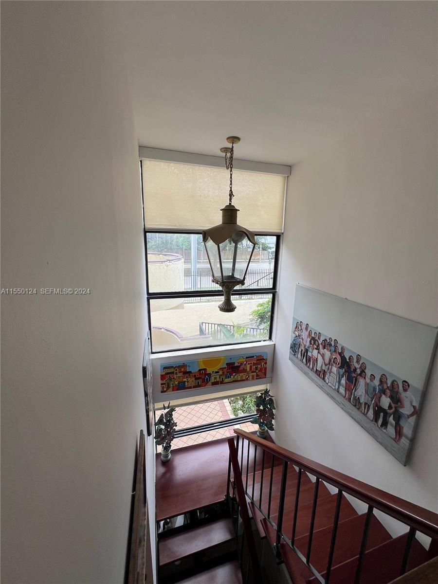 2430 Brickell Avenue Property Photo 7