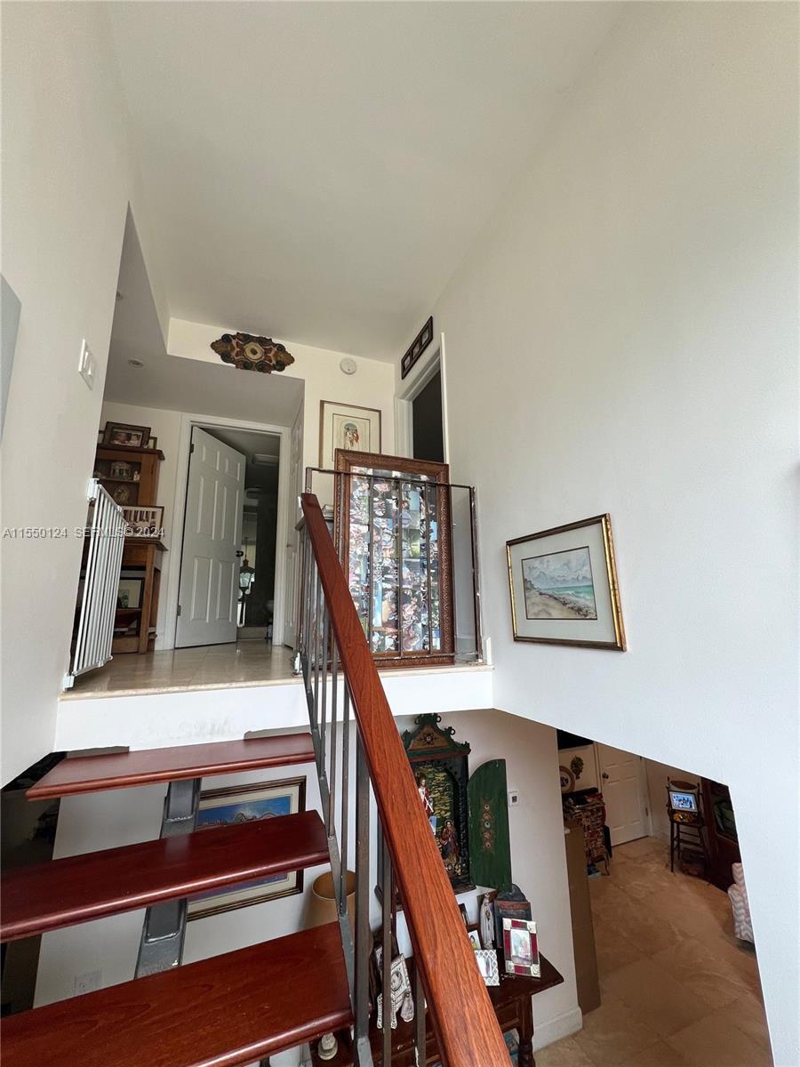 2430 Brickell Avenue Property Photo 15