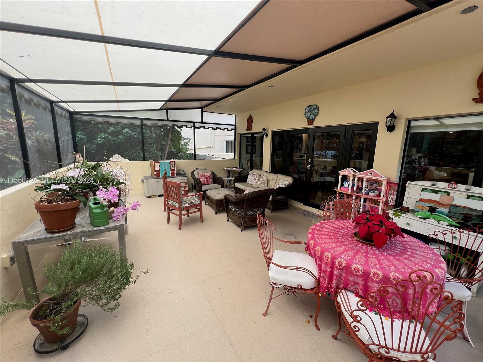 2430 Brickell Avenue Property Photo 17
