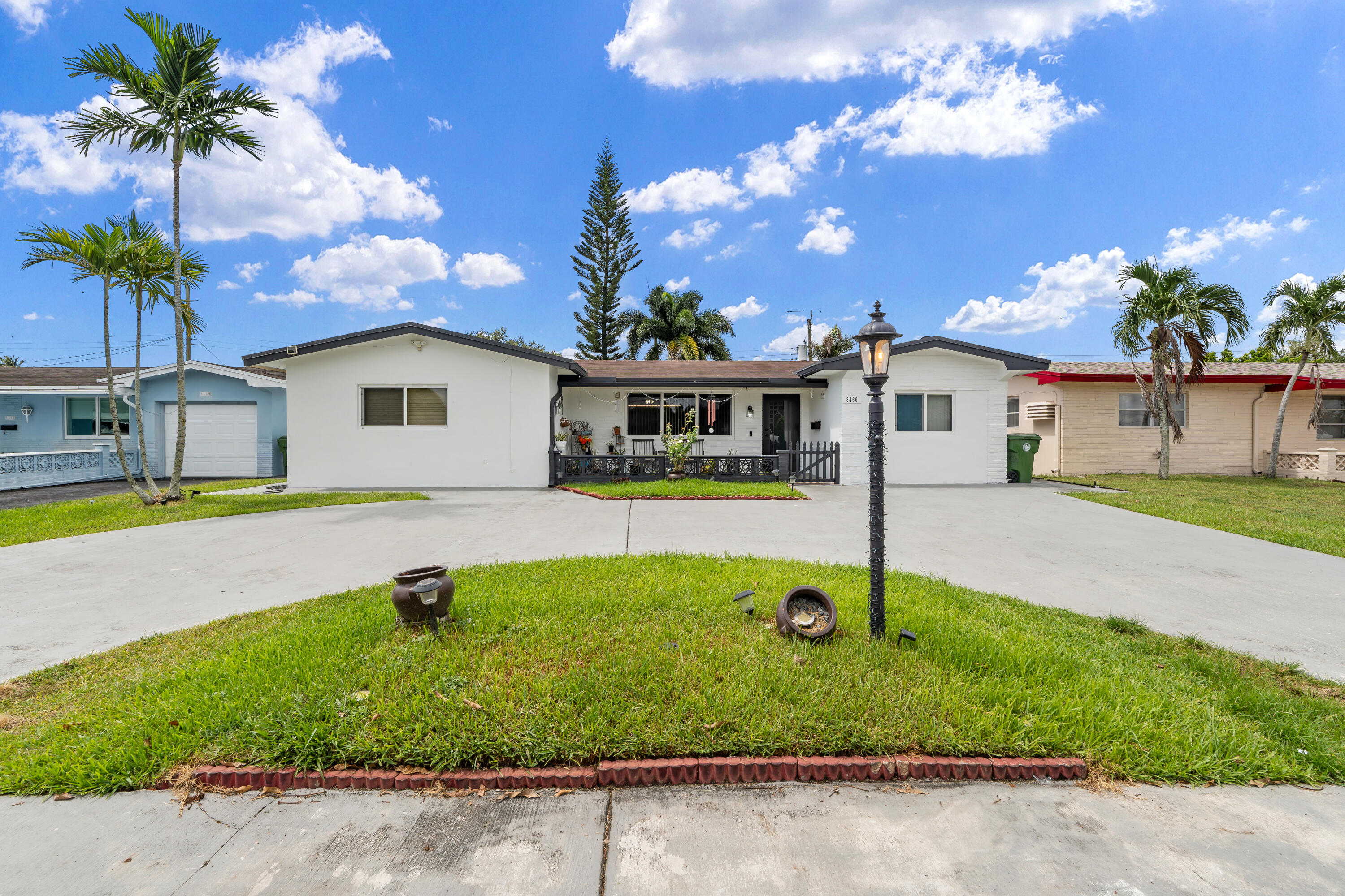 8460 Nw 15th Street Property Photo 1