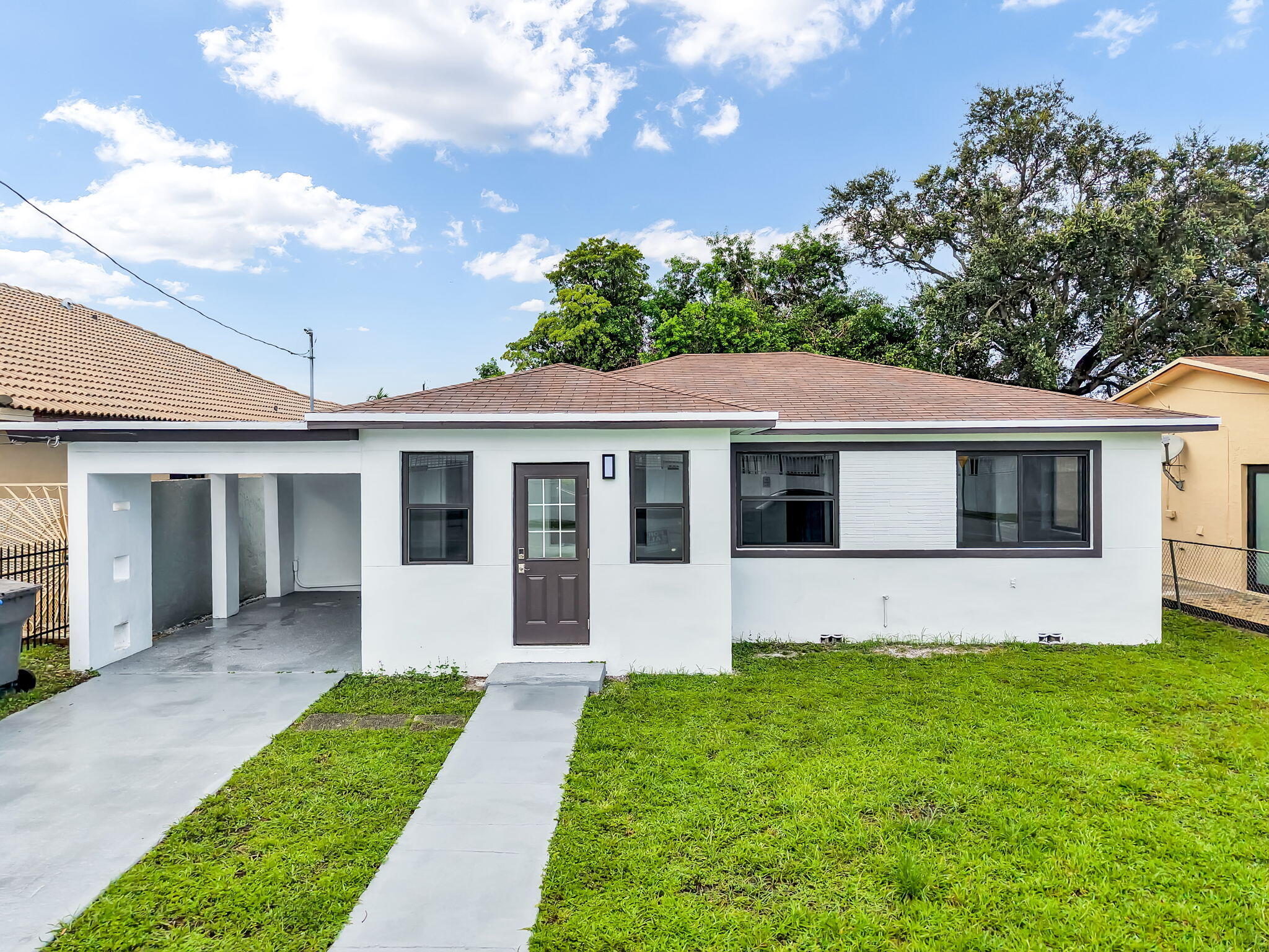 5015 Sw 25th Street Property Photo 1