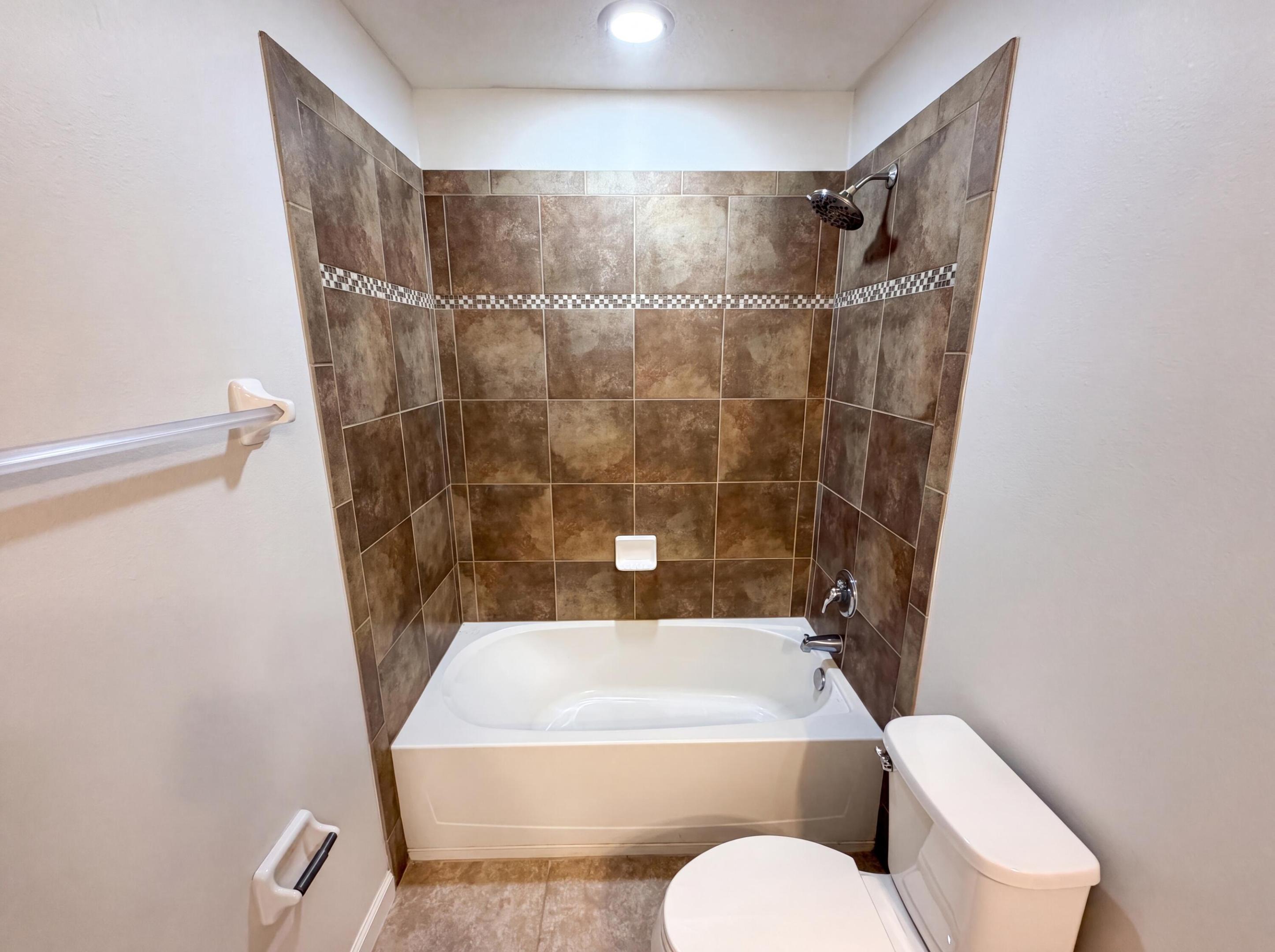 5845 Wyndham Manor Property Photo 22