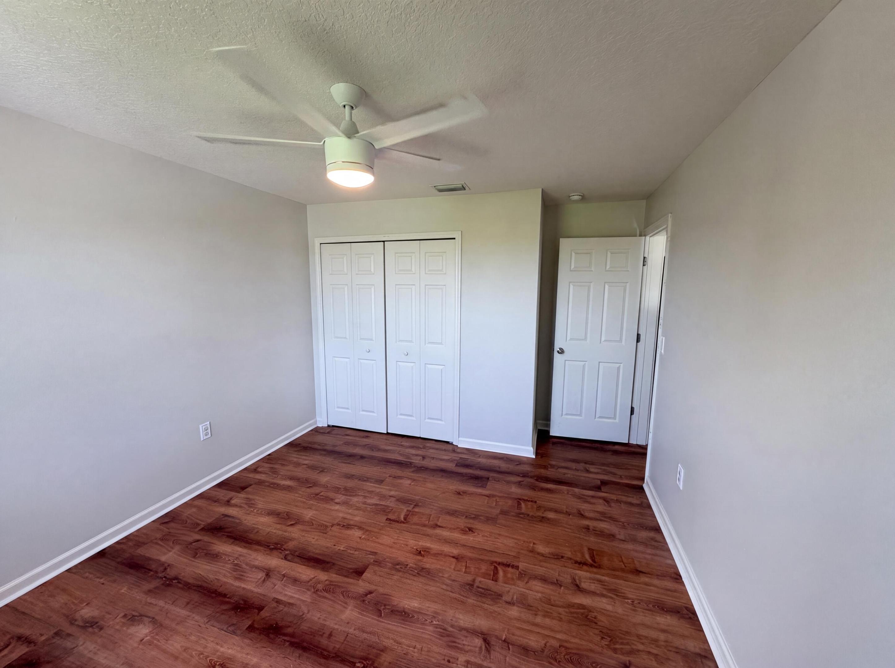 5845 Wyndham Manor Property Photo 23