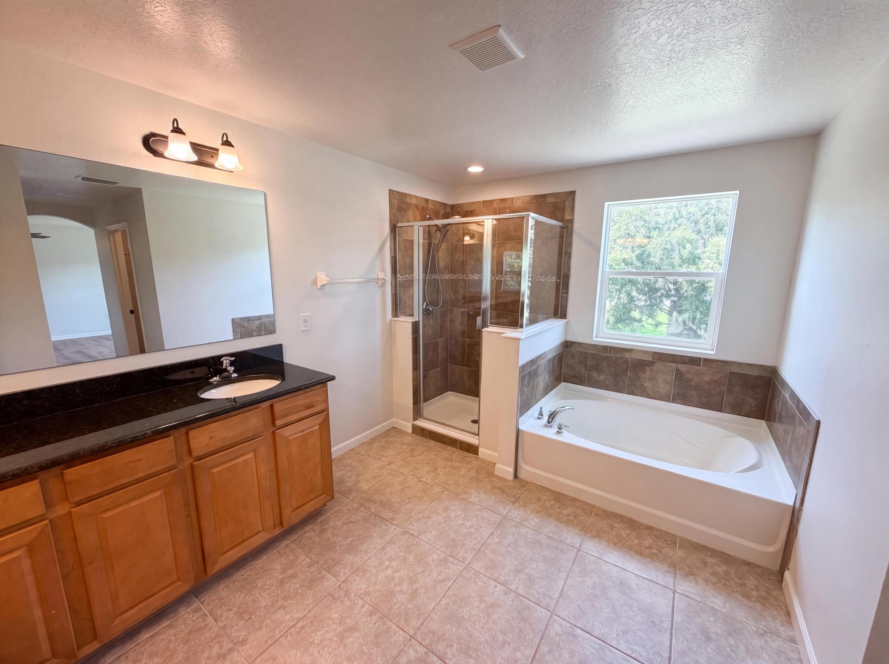 5845 Wyndham Manor Property Photo 28