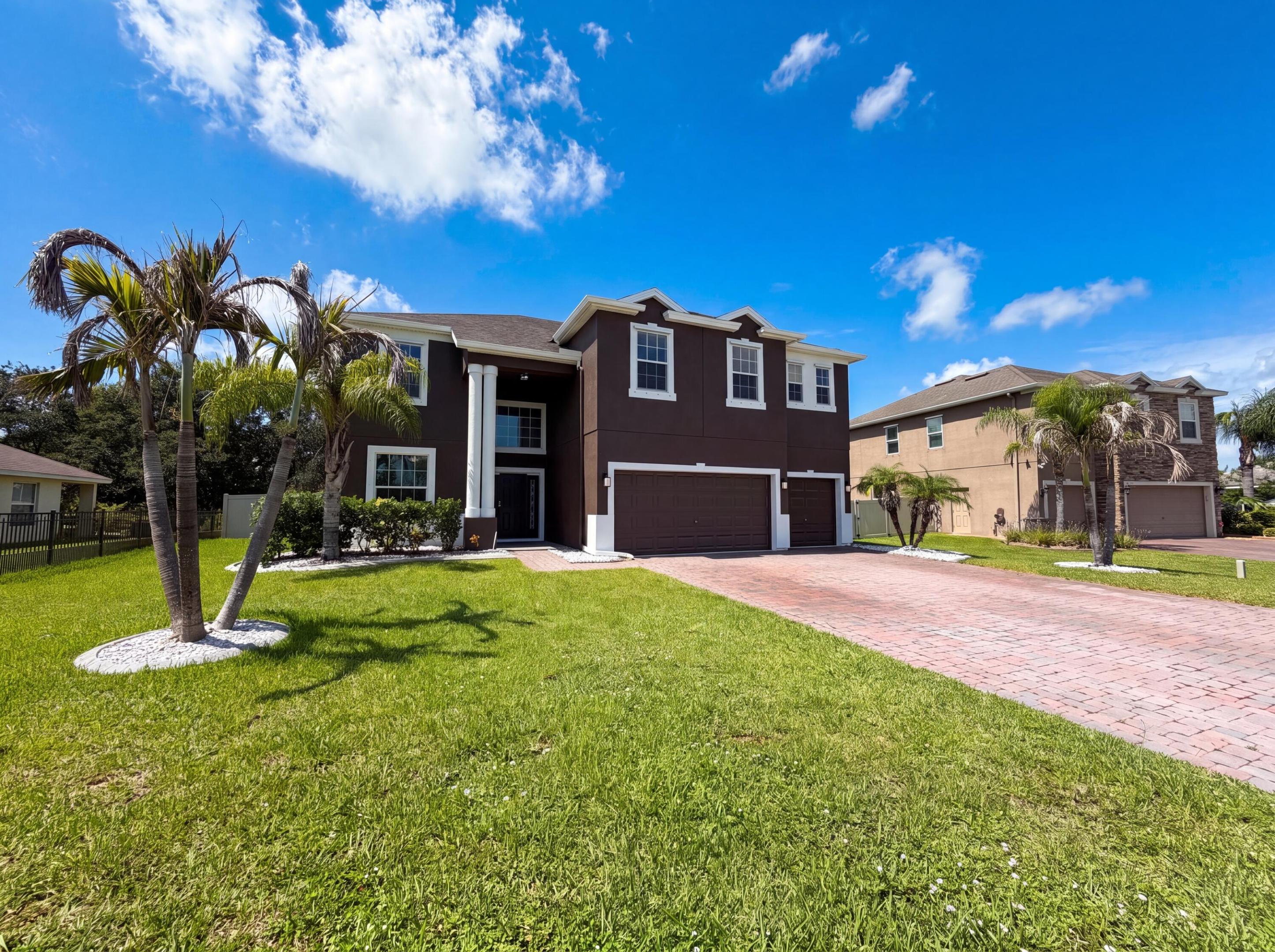 5845 Wyndham Manor Property Photo 31