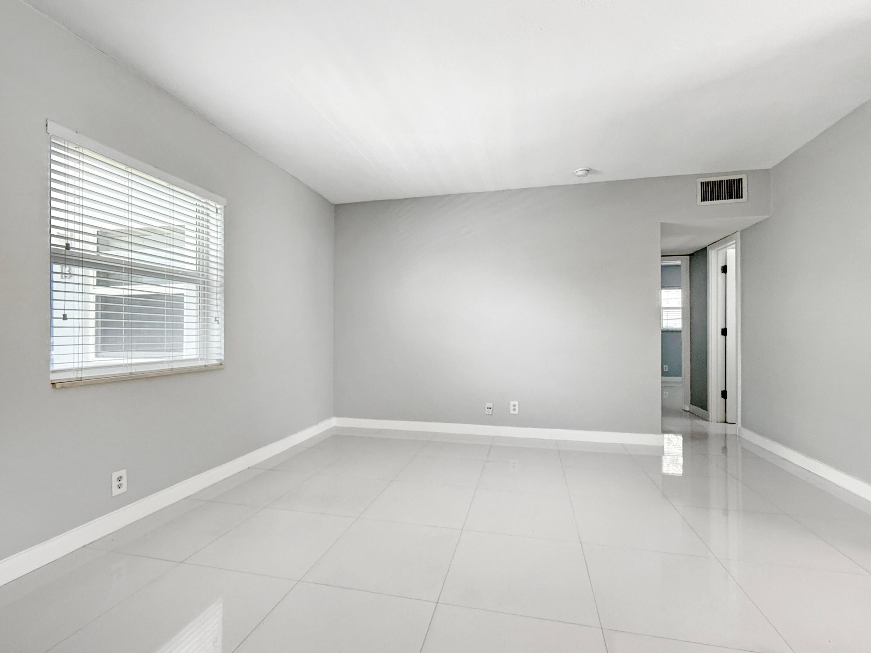 416 Ne 15th Avenue 12 Property Photo 14