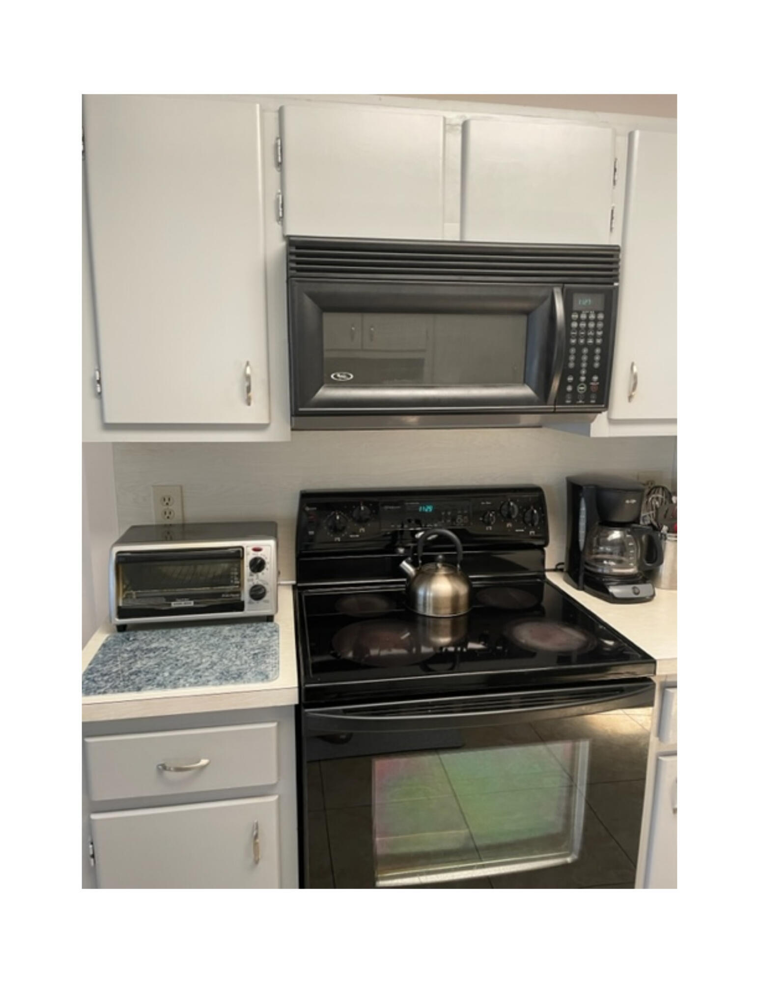 14381 Campanelli Drive Property Photo 6