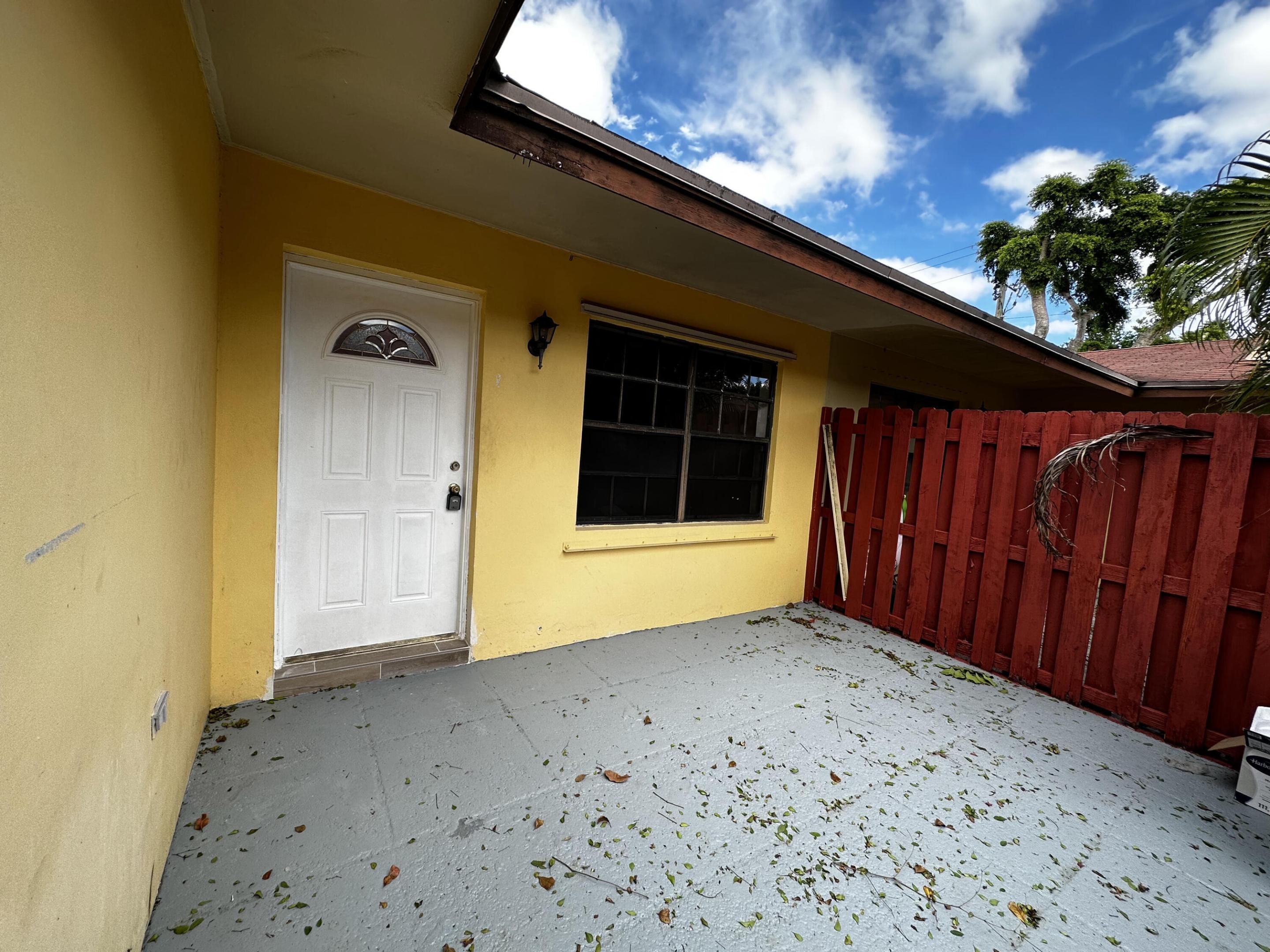 4326 Woodstock Drive C Property Photo 11
