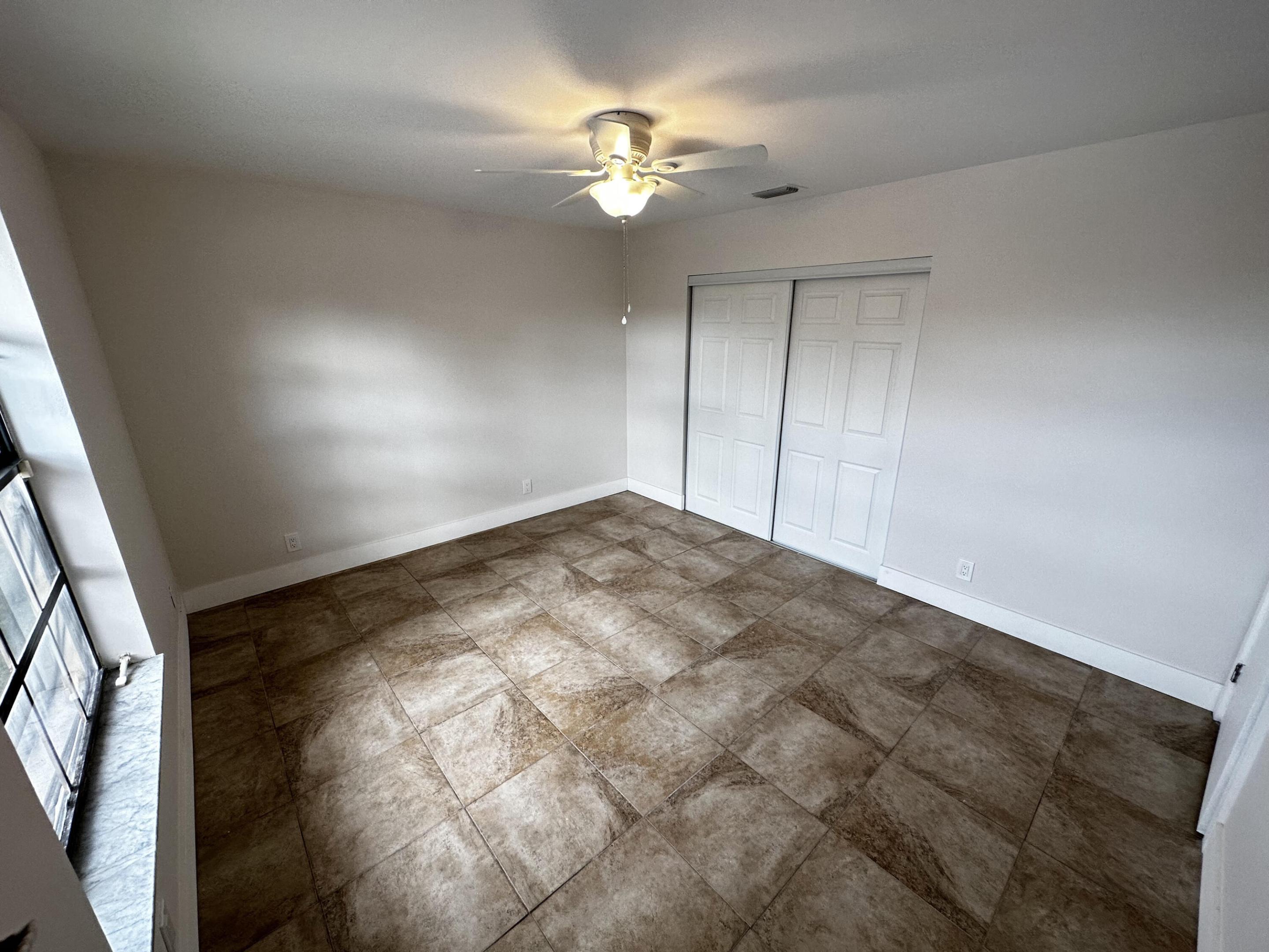 4326 Woodstock Drive C Property Photo 25