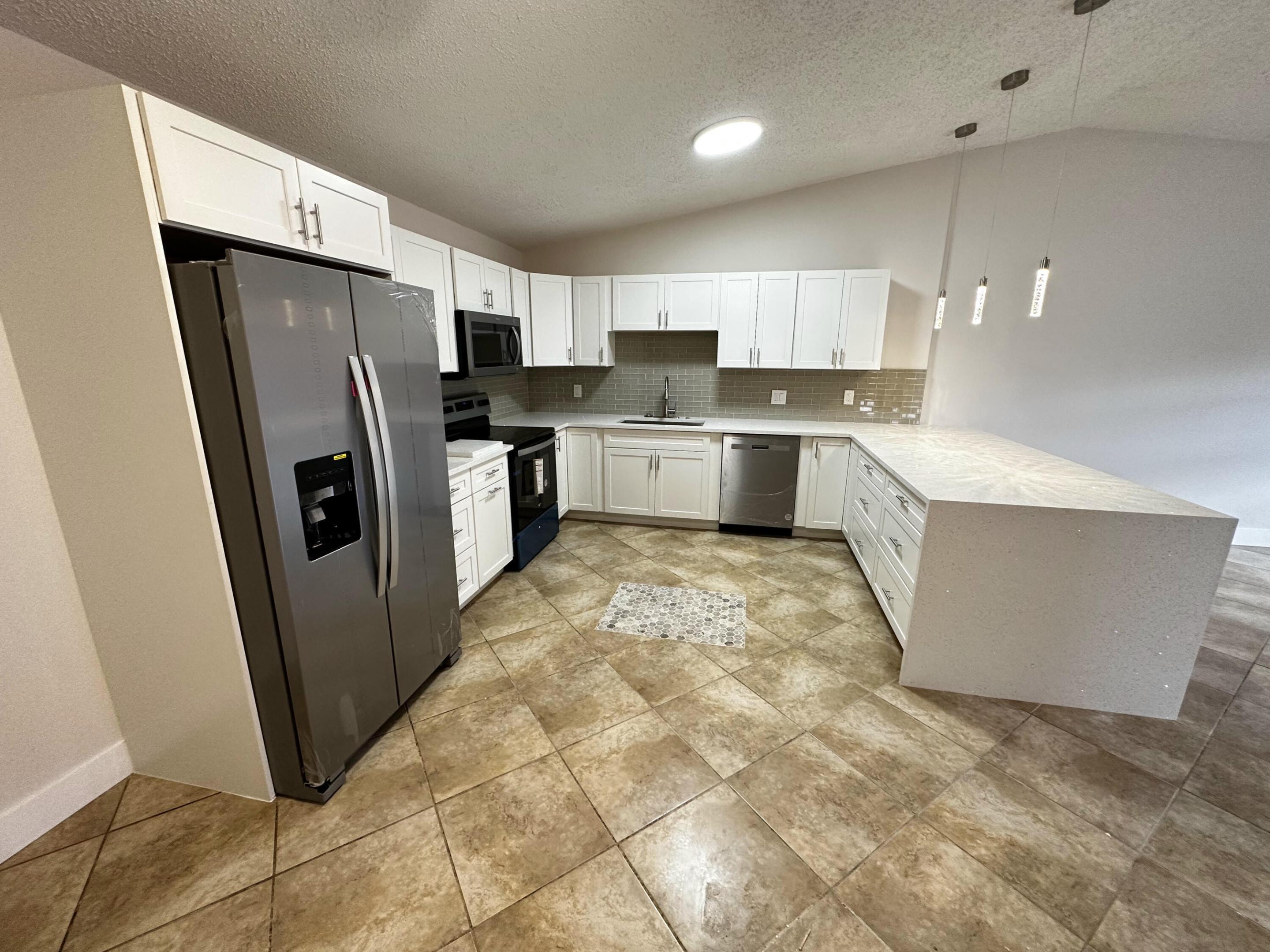 4326 Woodstock Drive C Property Photo 29