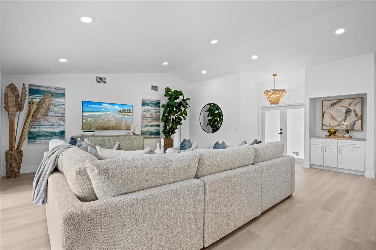 48 Wingo Street Property Photo 3