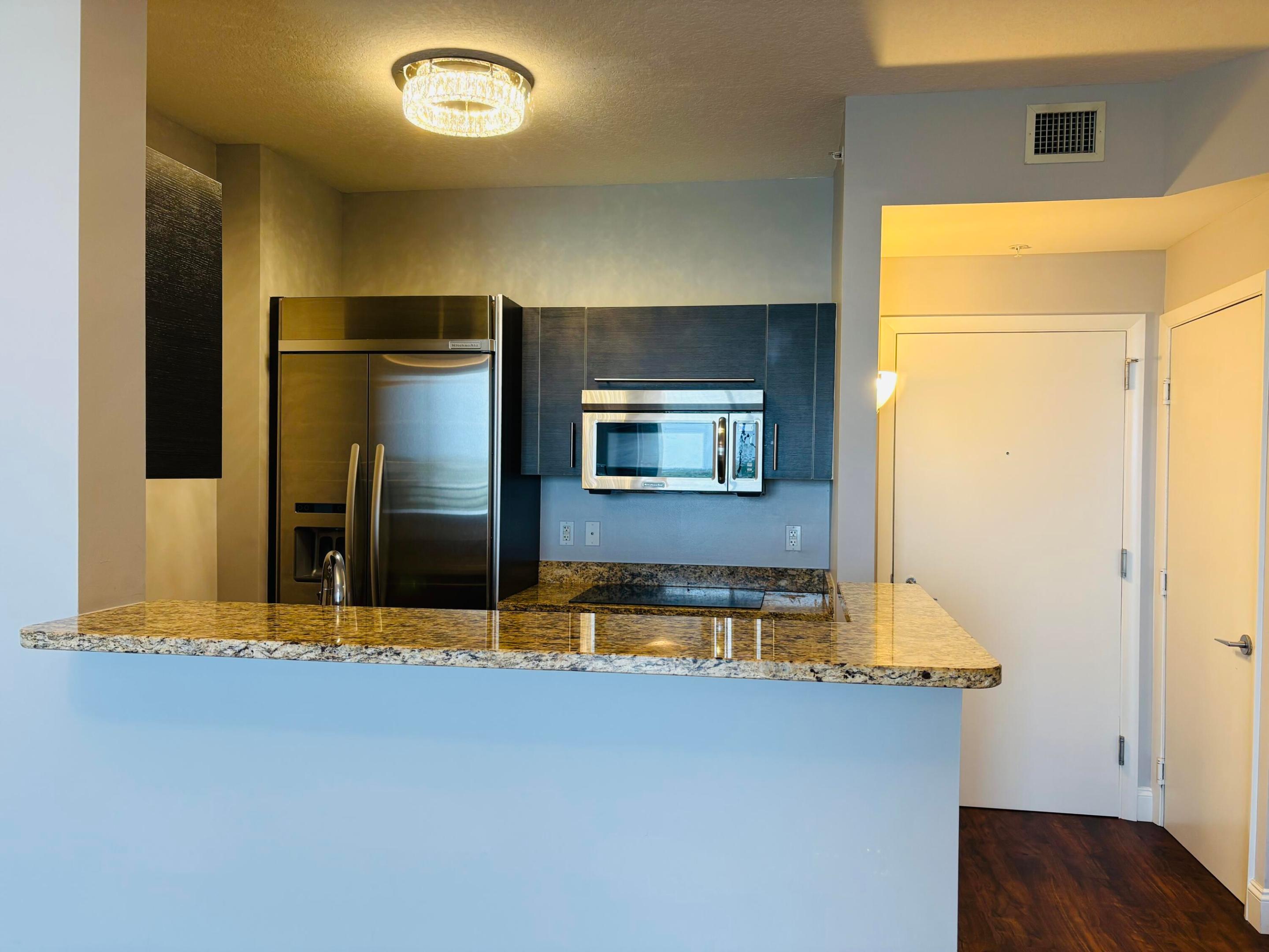 550 Okeechobee Boulevard 825 Property Photo 5