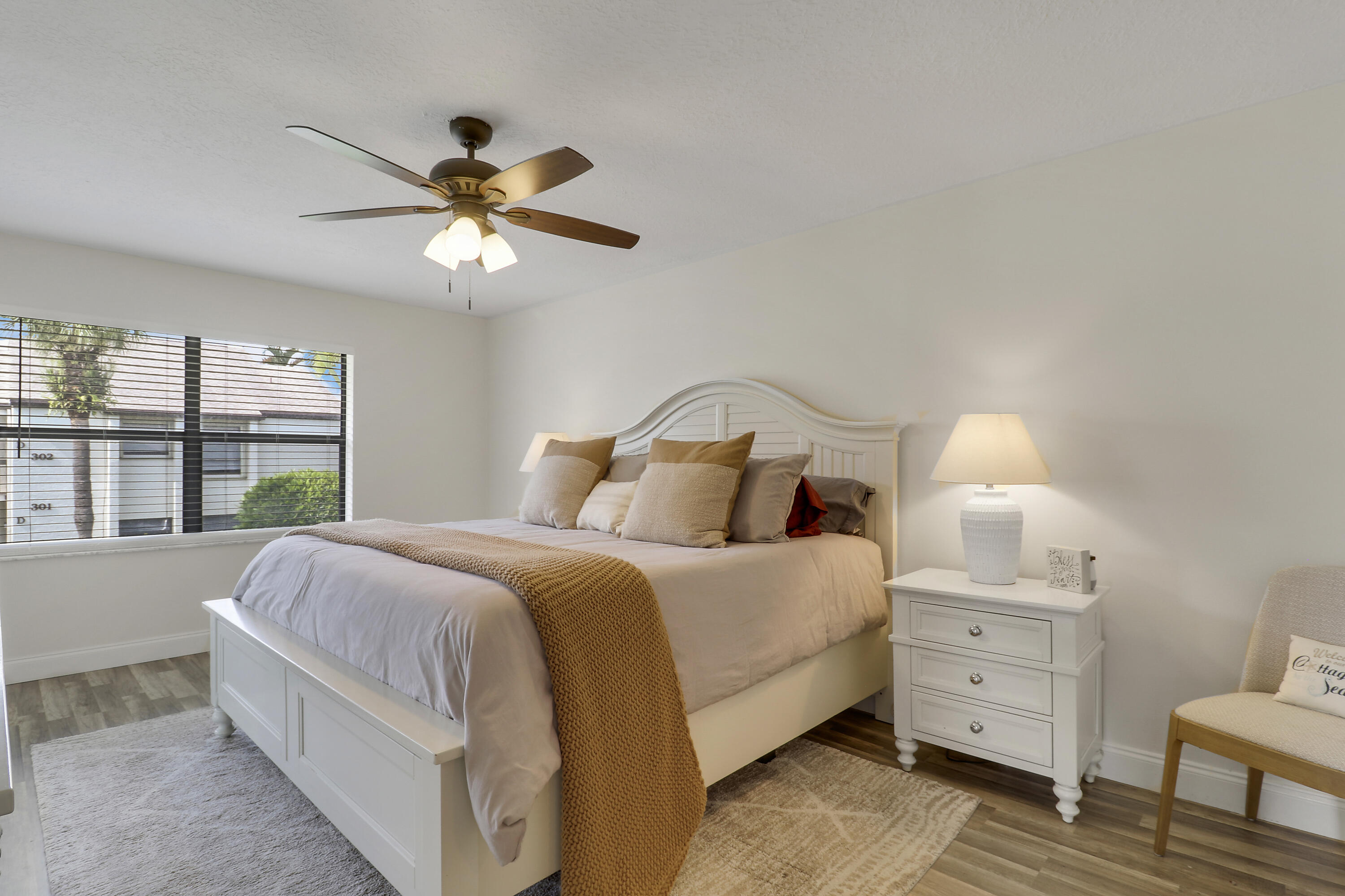 1102 Wingfoot Drive C Property Photo 24