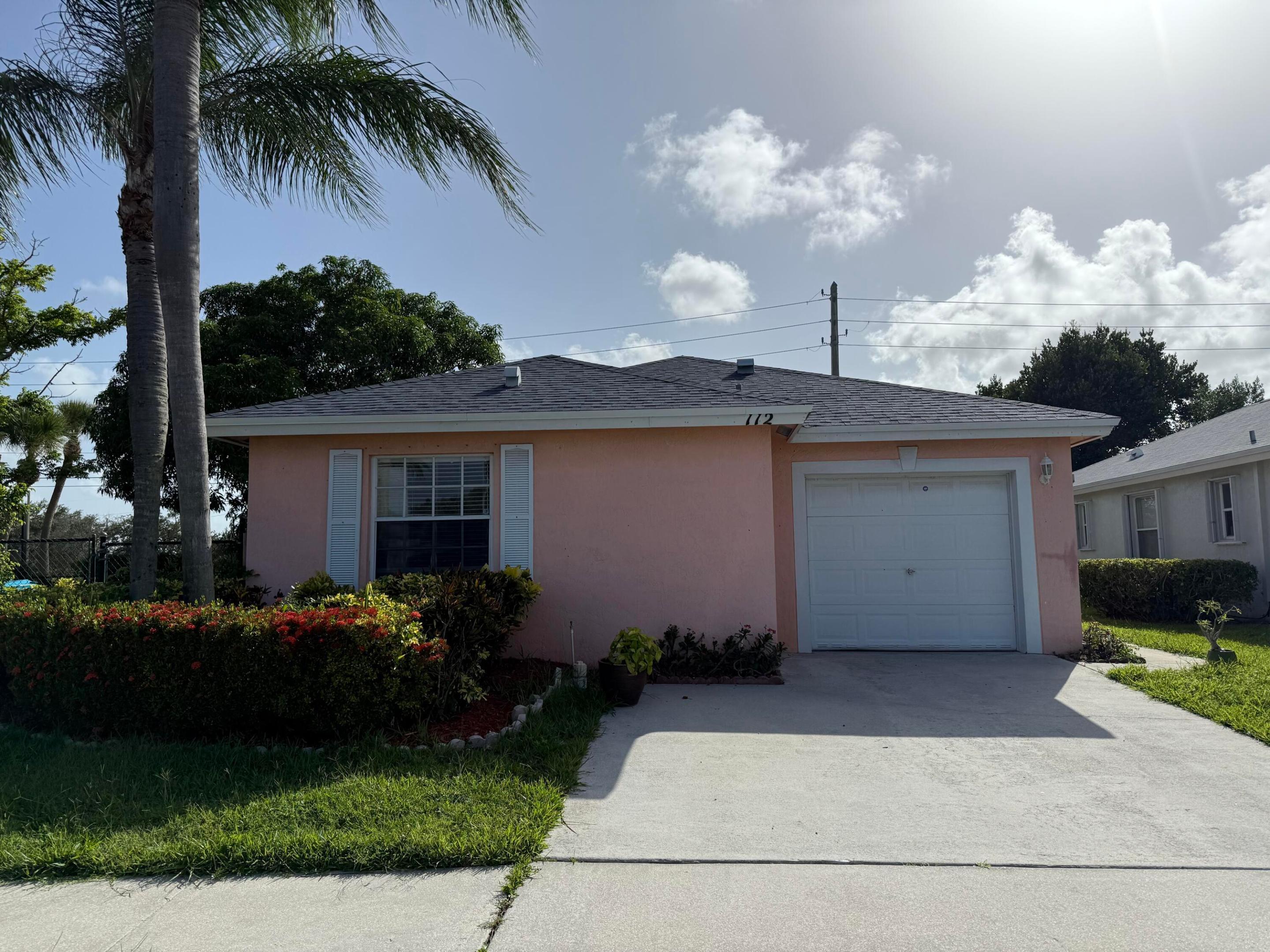 112 Sunset Boulevard Property Photo 3