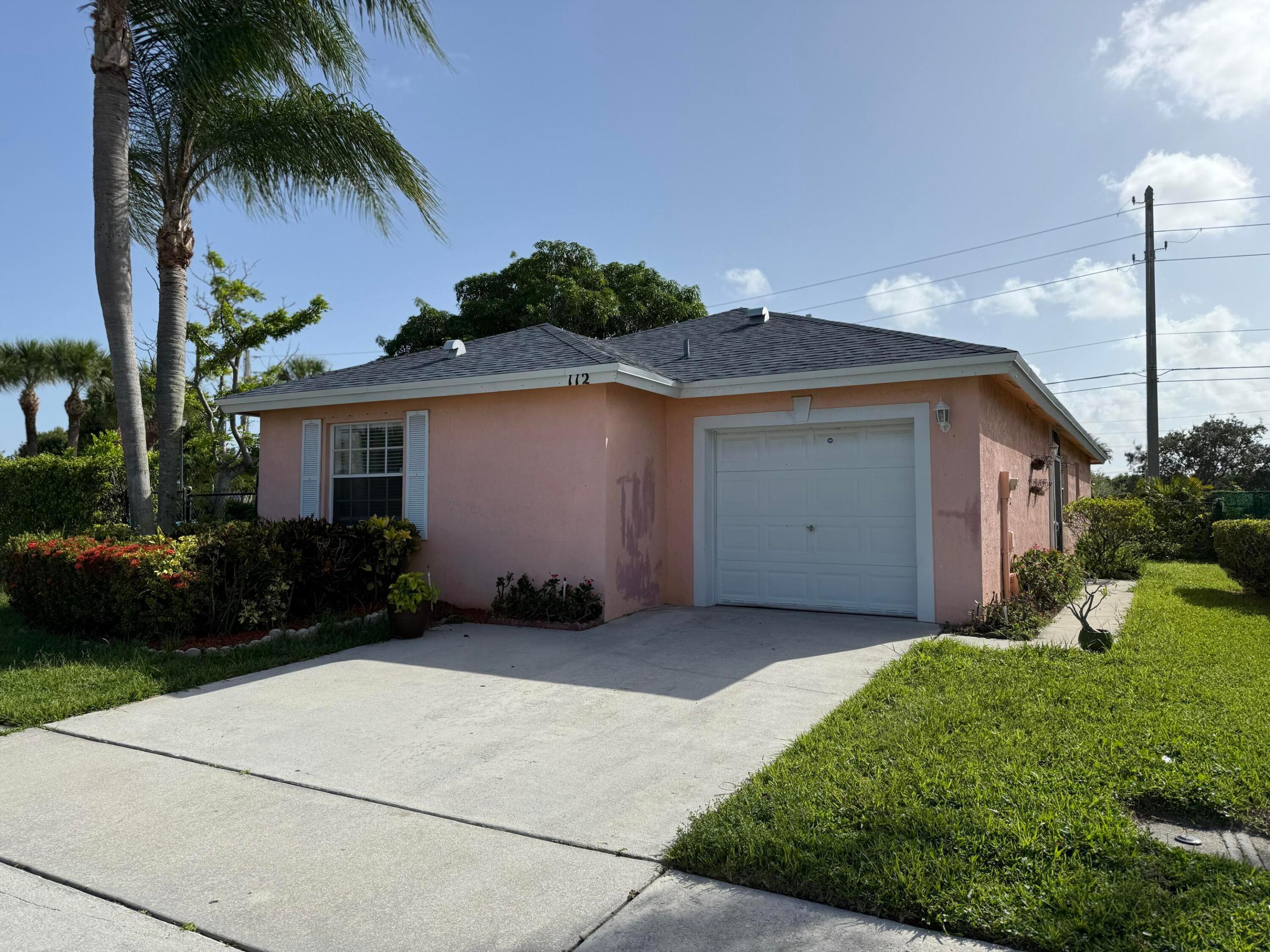 112 Sunset Boulevard Property Photo 4