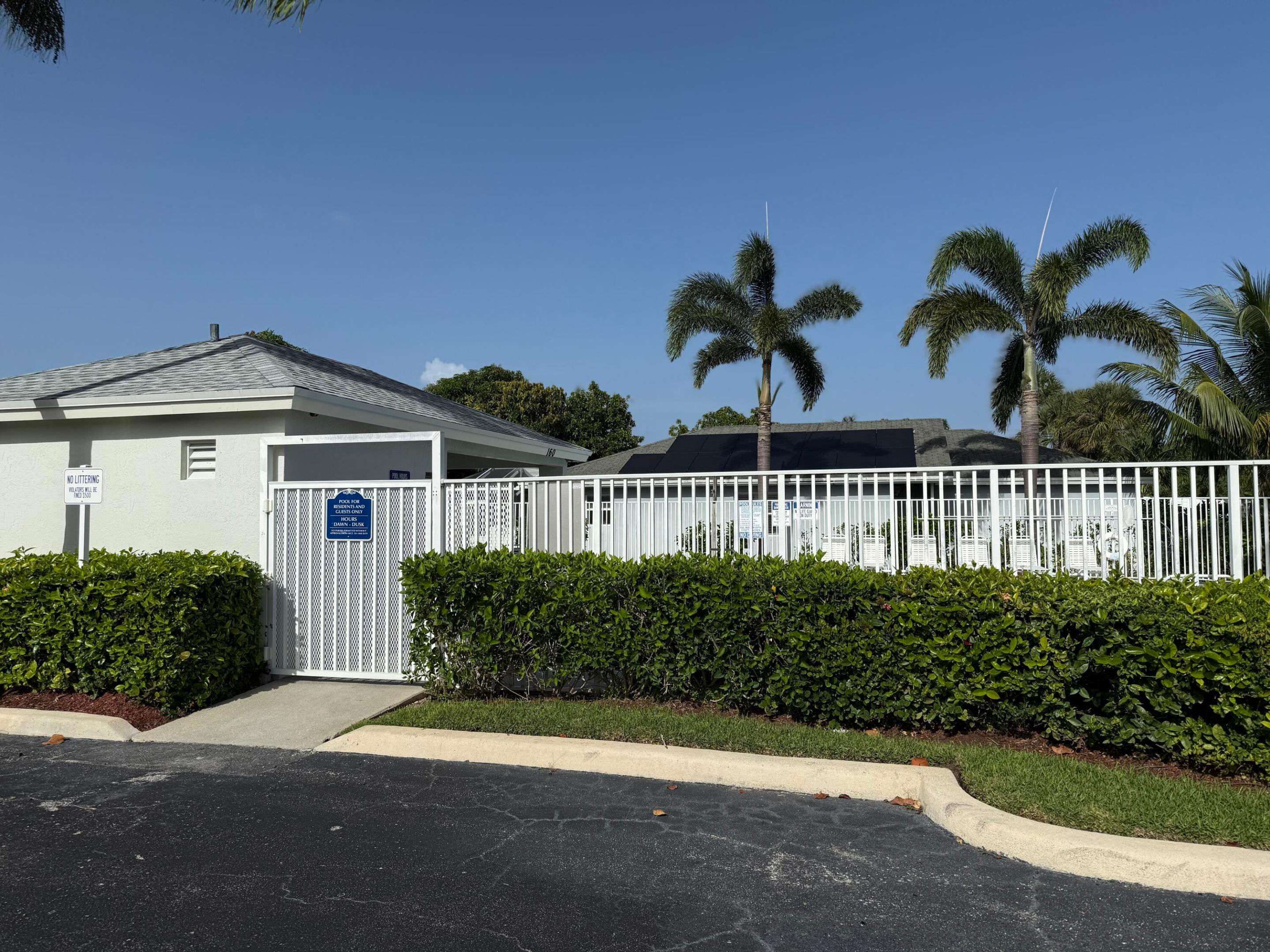 112 Sunset Boulevard Property Photo 7