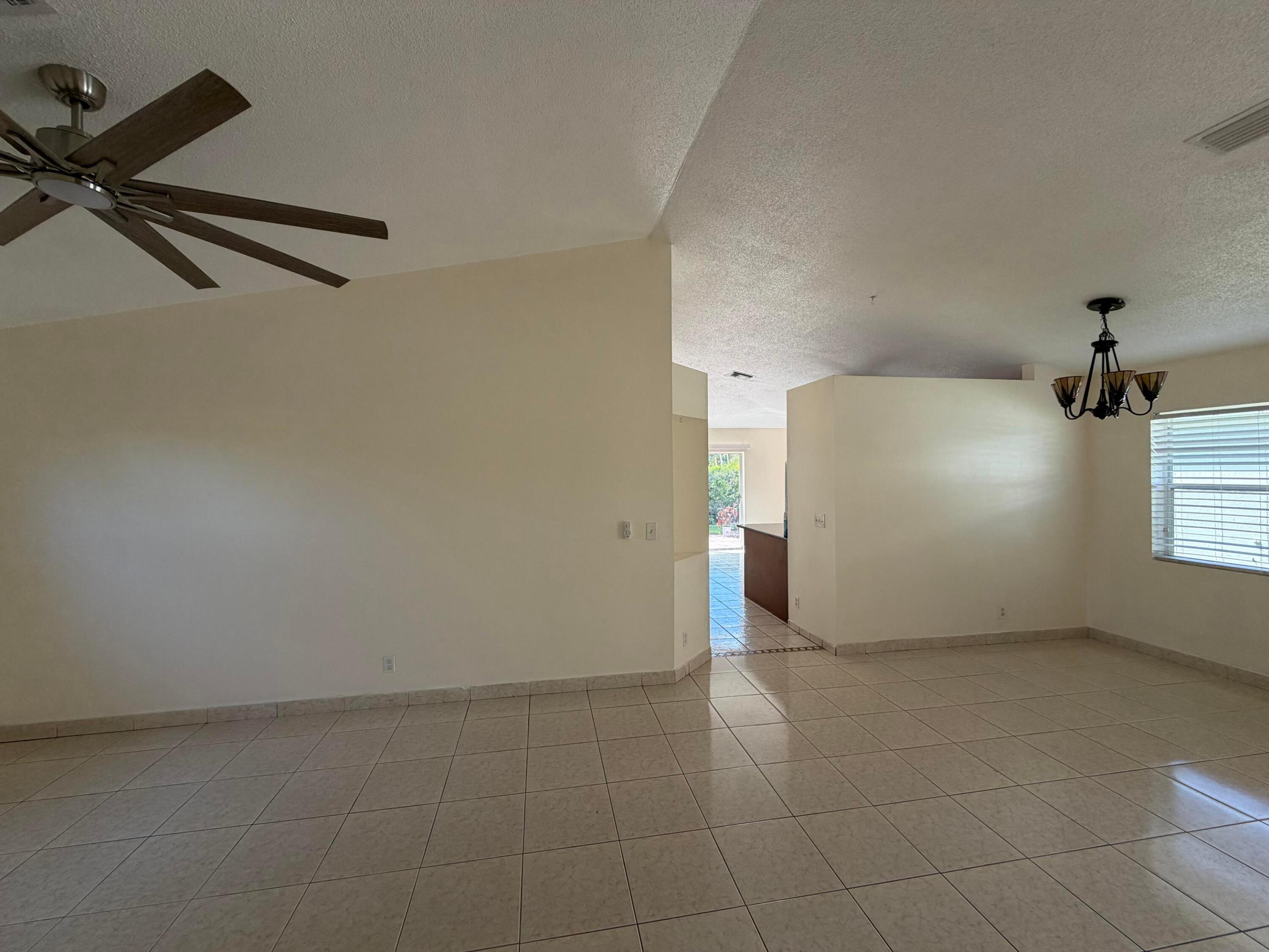 112 Sunset Boulevard Property Photo 20