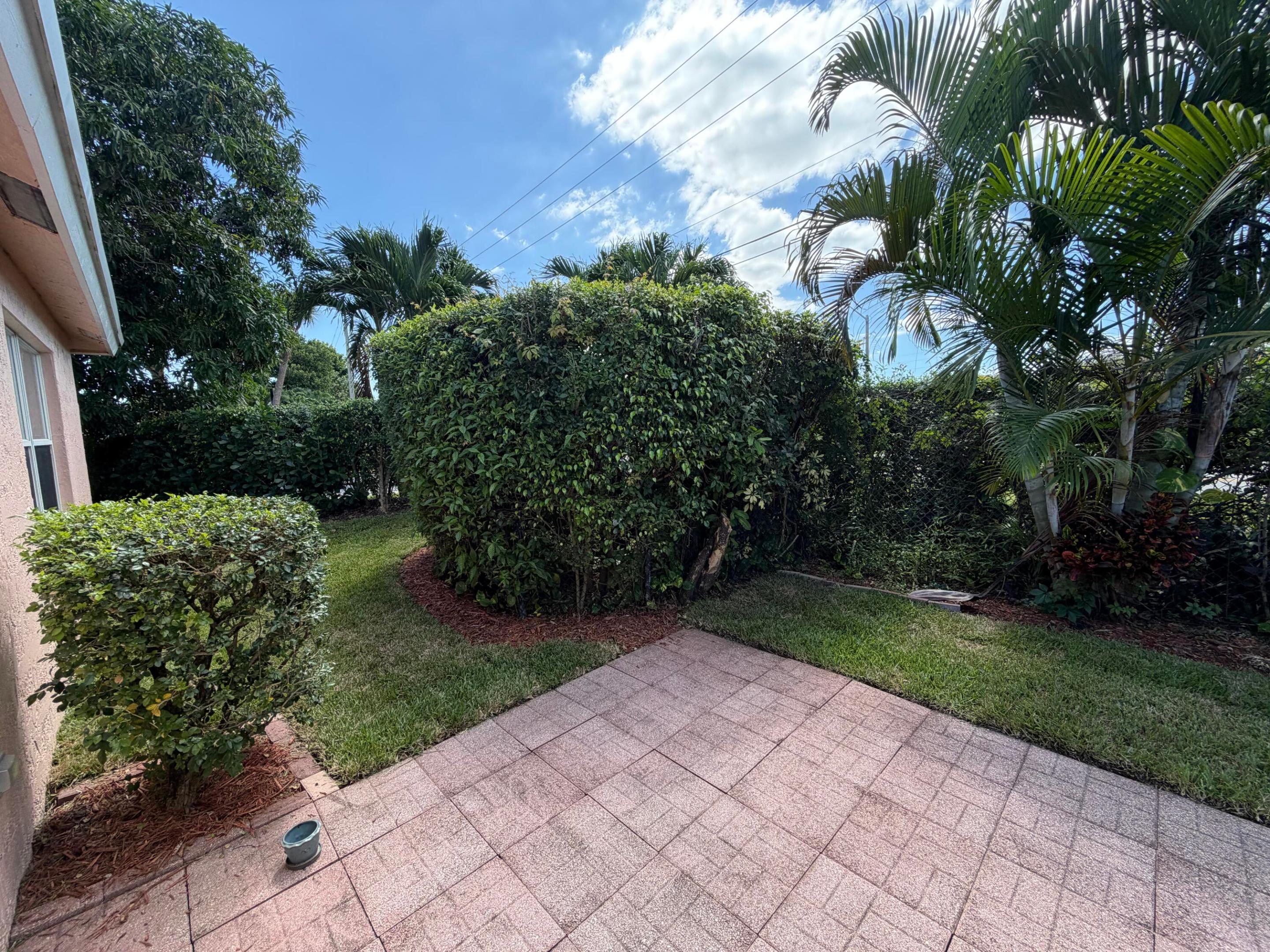 112 Sunset Boulevard Property Photo 34