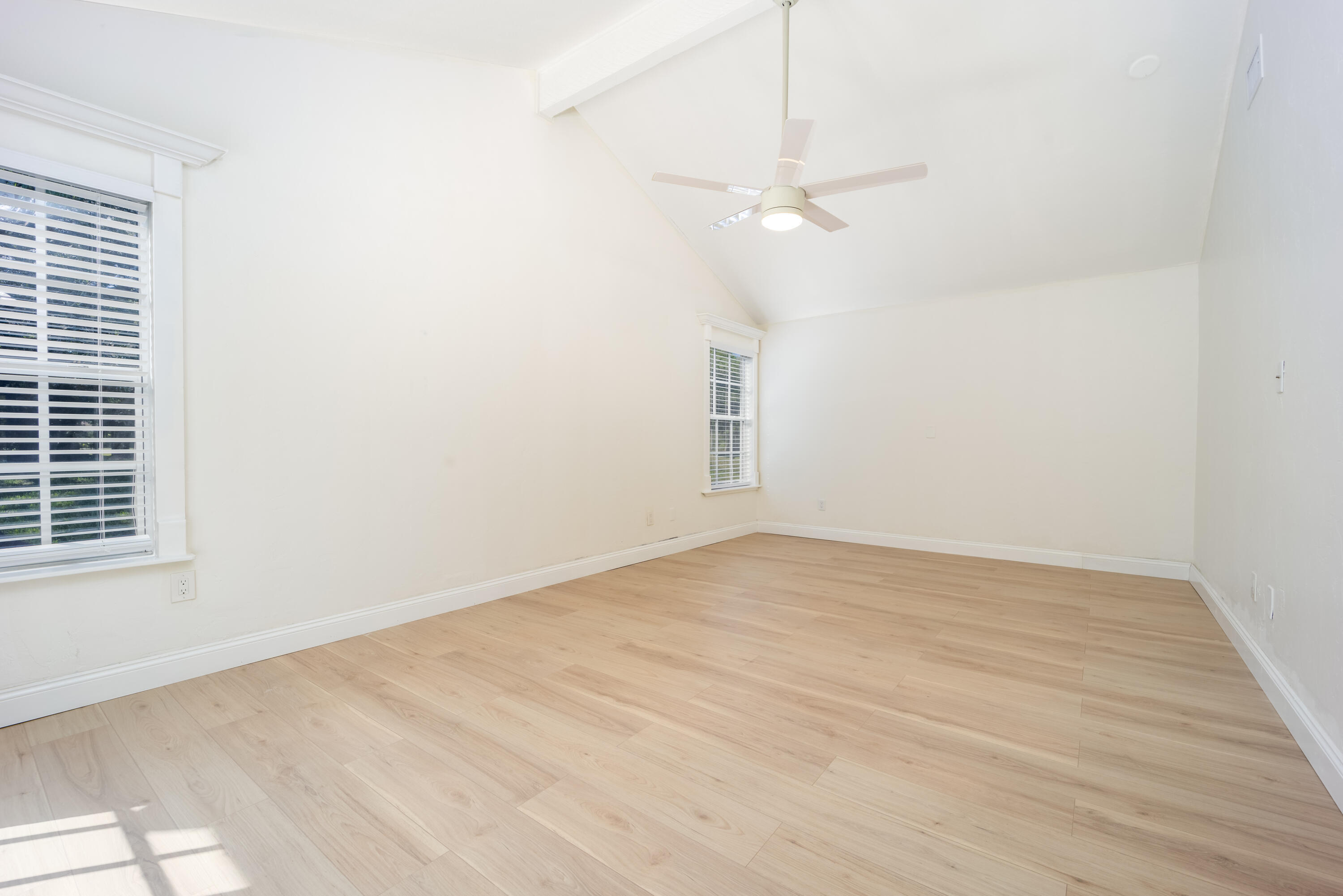 2232 Sw Racquet Club Drive Property Photo 16