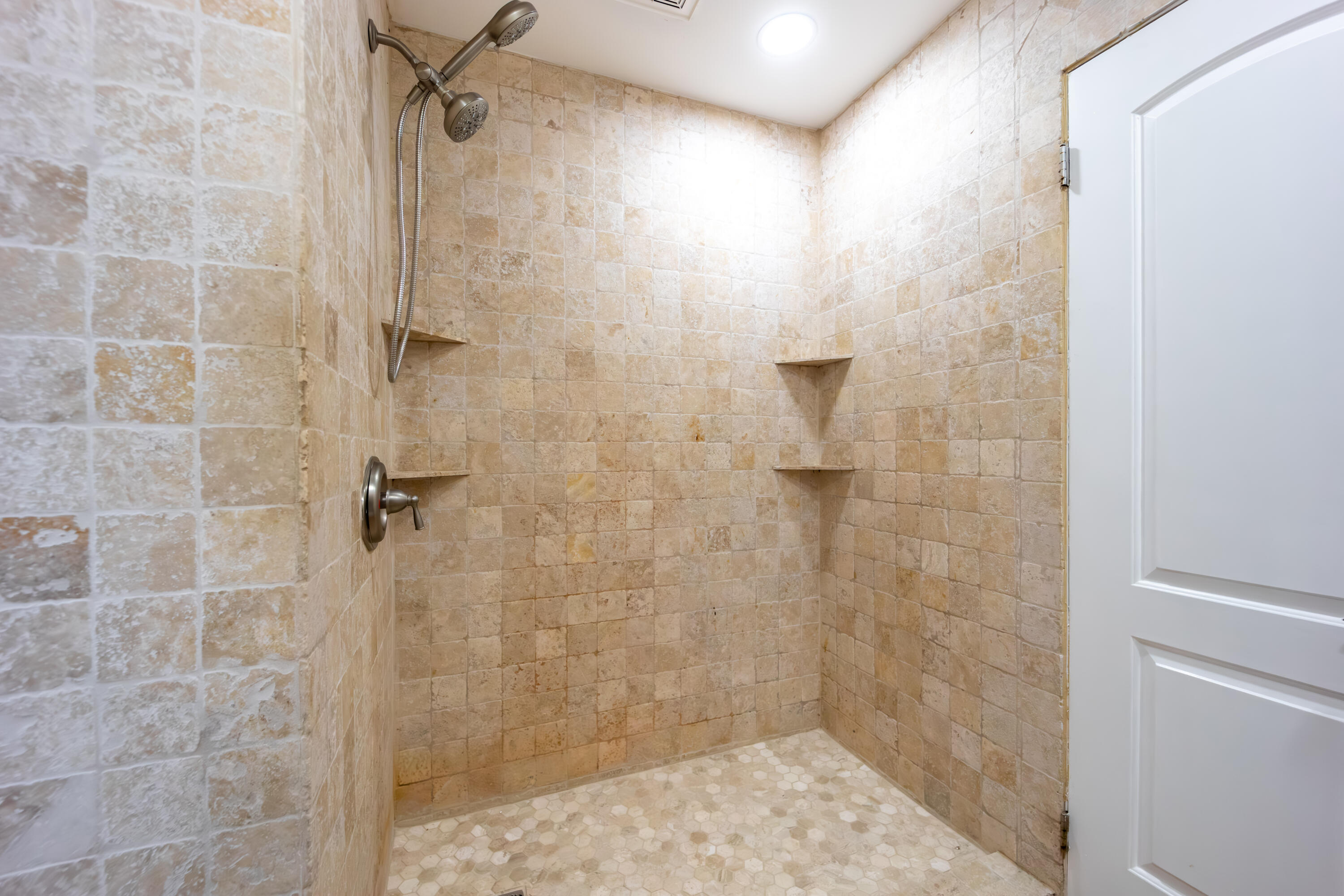 2232 Sw Racquet Club Drive Property Photo 24