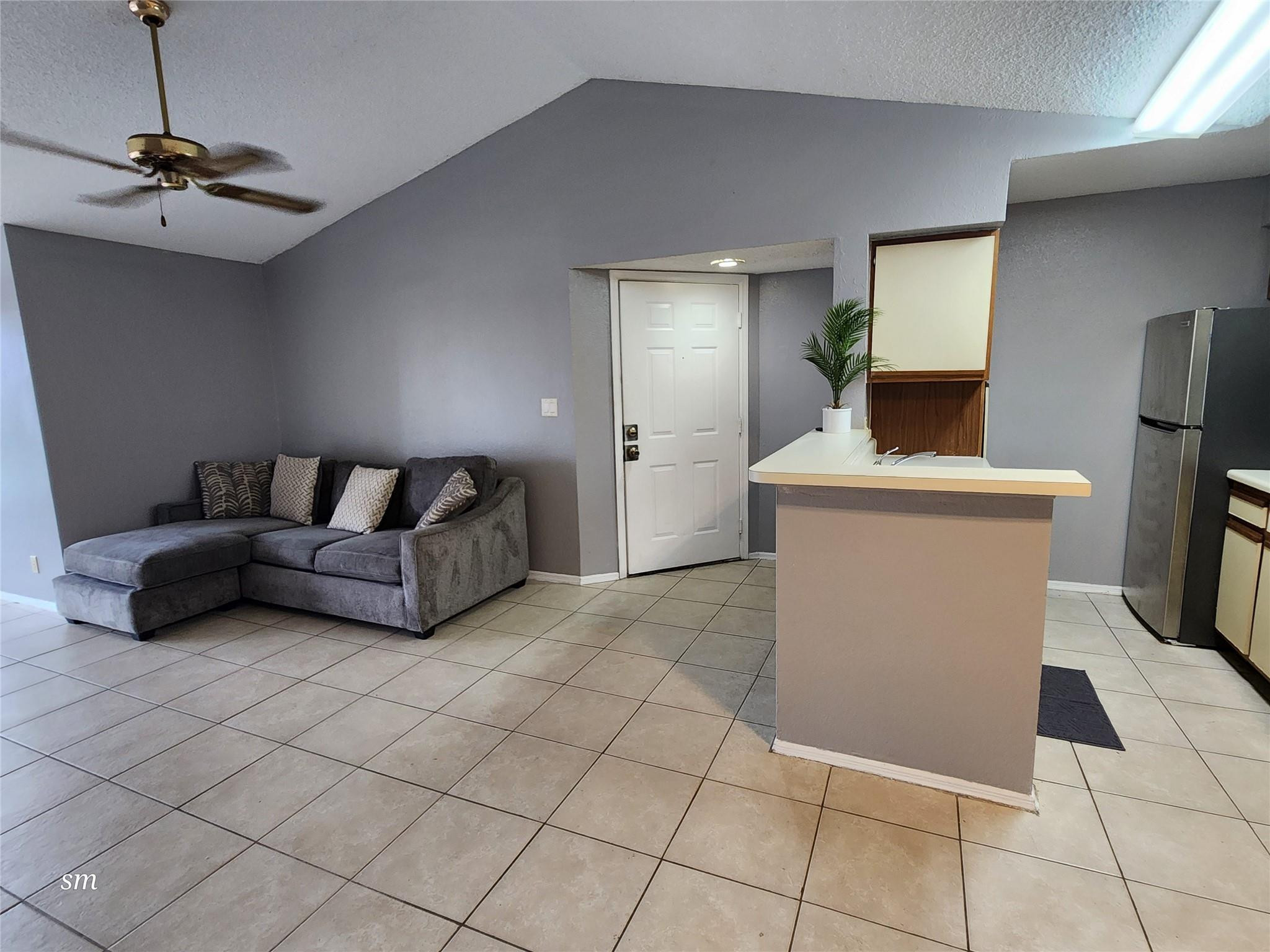 2866 S University Drive 5308 Property Photo 3