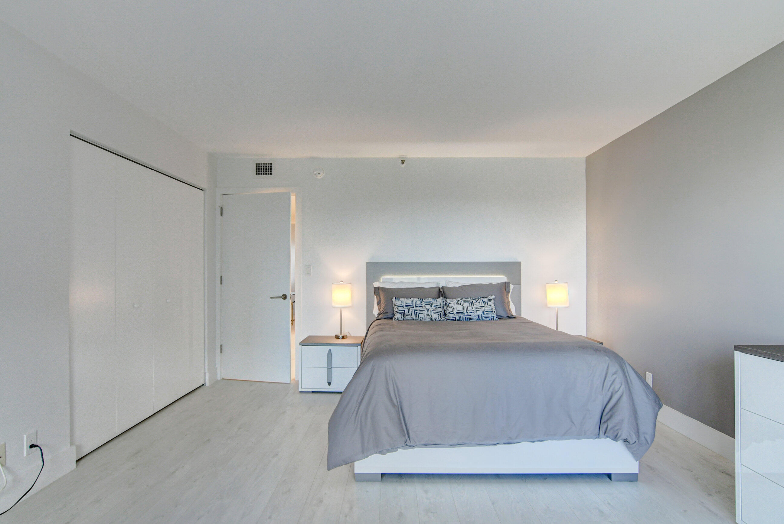 4301 N Ocean Boulevard 507 Property Photo 33
