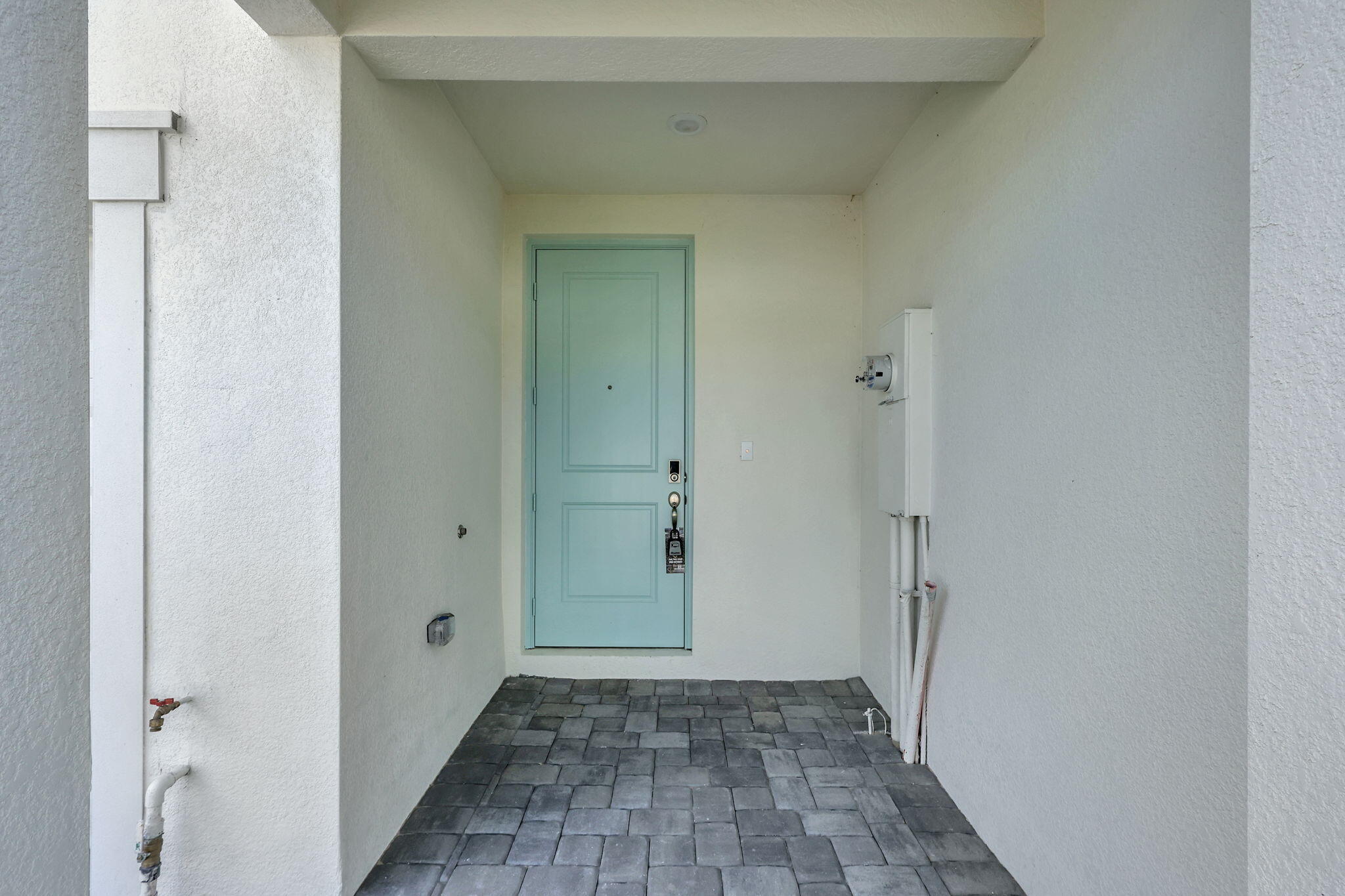 5694 Se Edgewater Circle Property Photo 3