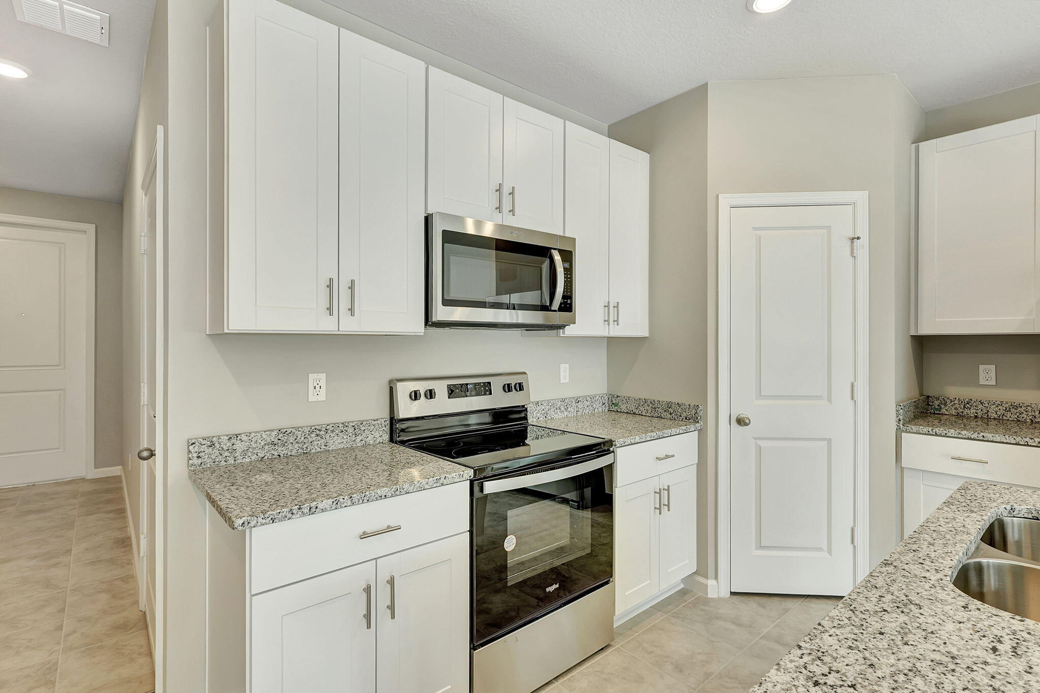 5694 Se Edgewater Circle Property Photo 7