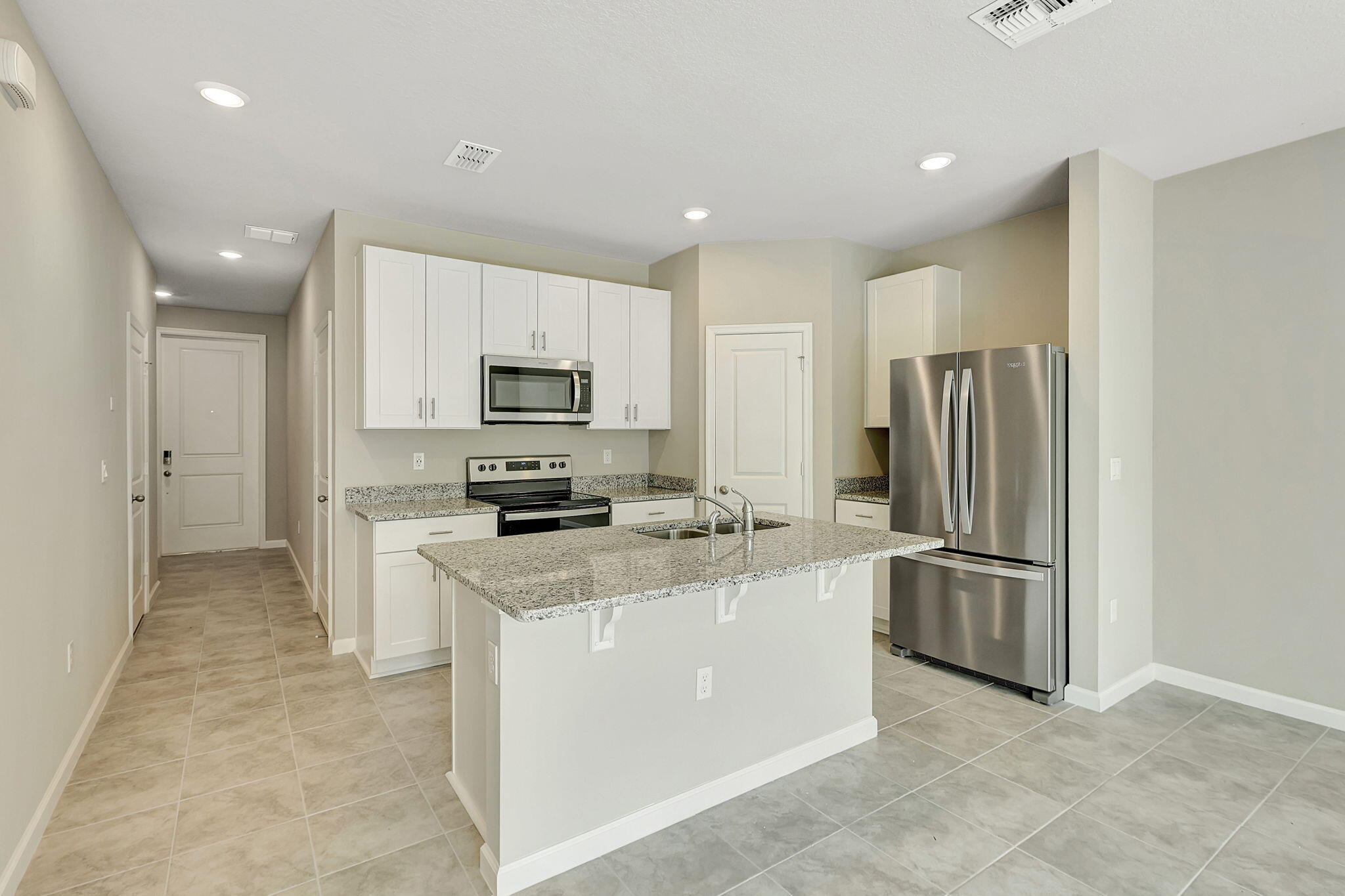 5694 Se Edgewater Circle Property Photo 8