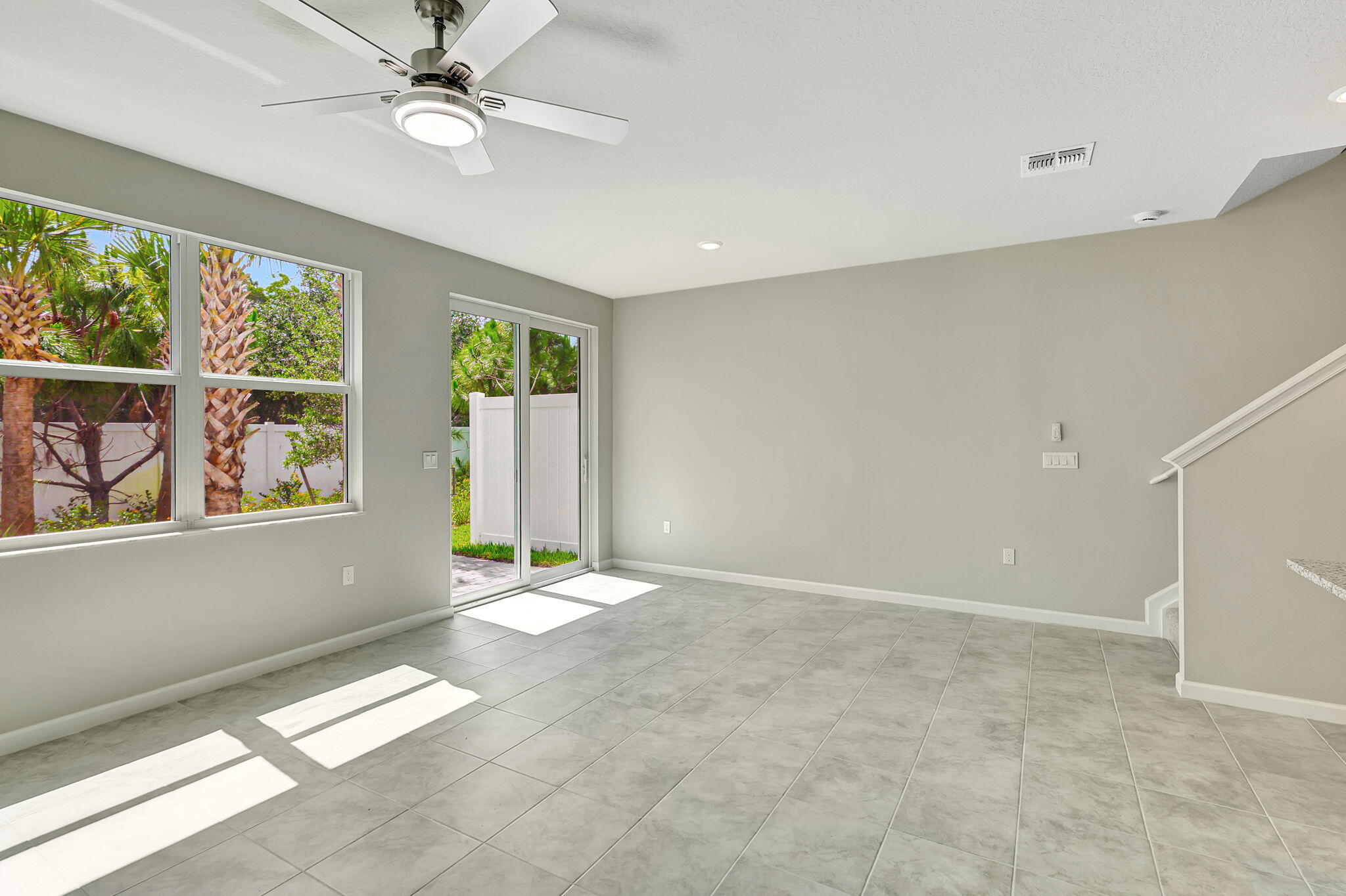 5694 Se Edgewater Circle Property Photo 12