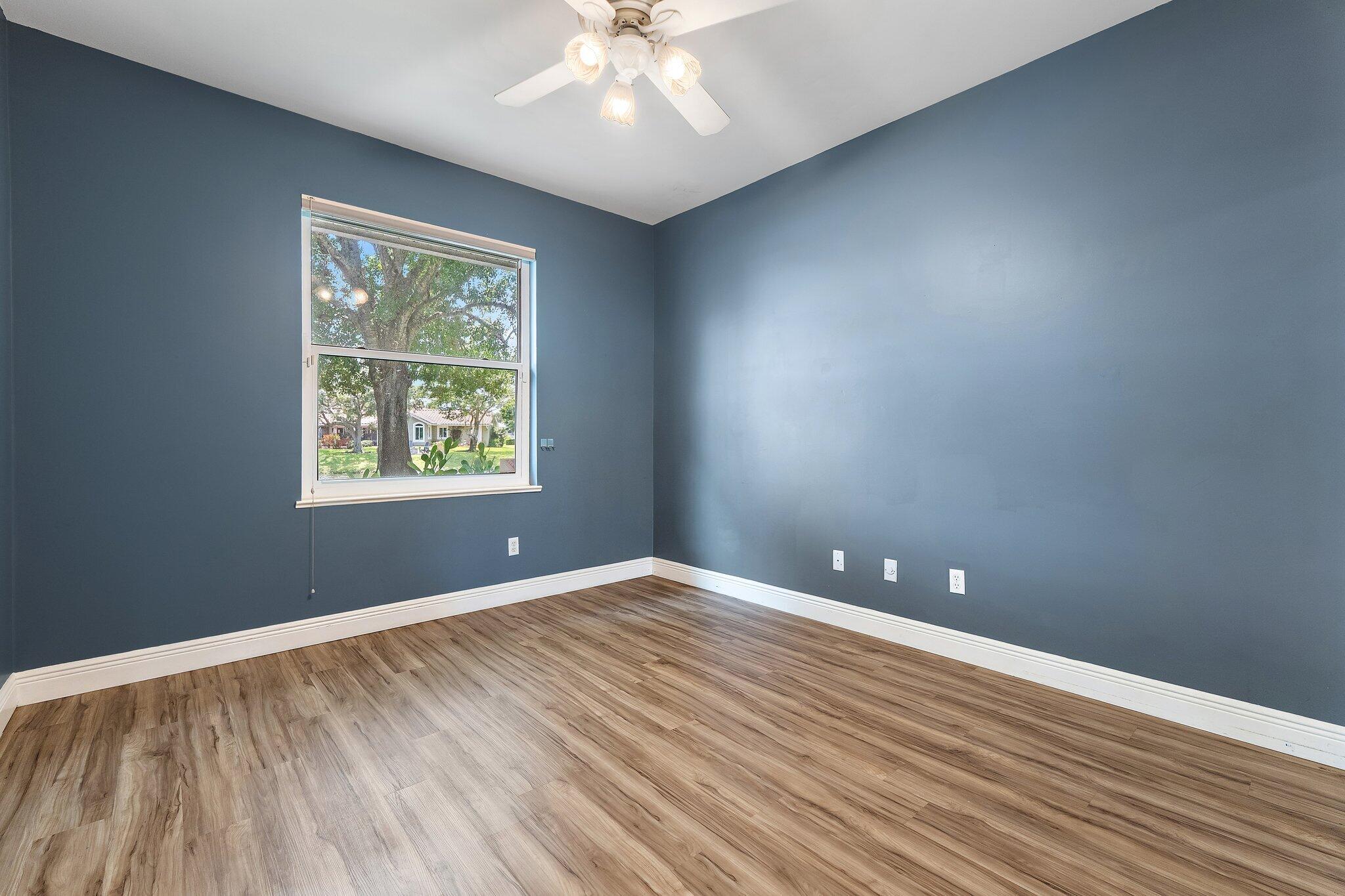 2108 Sw Oakwater Point Property Photo 32