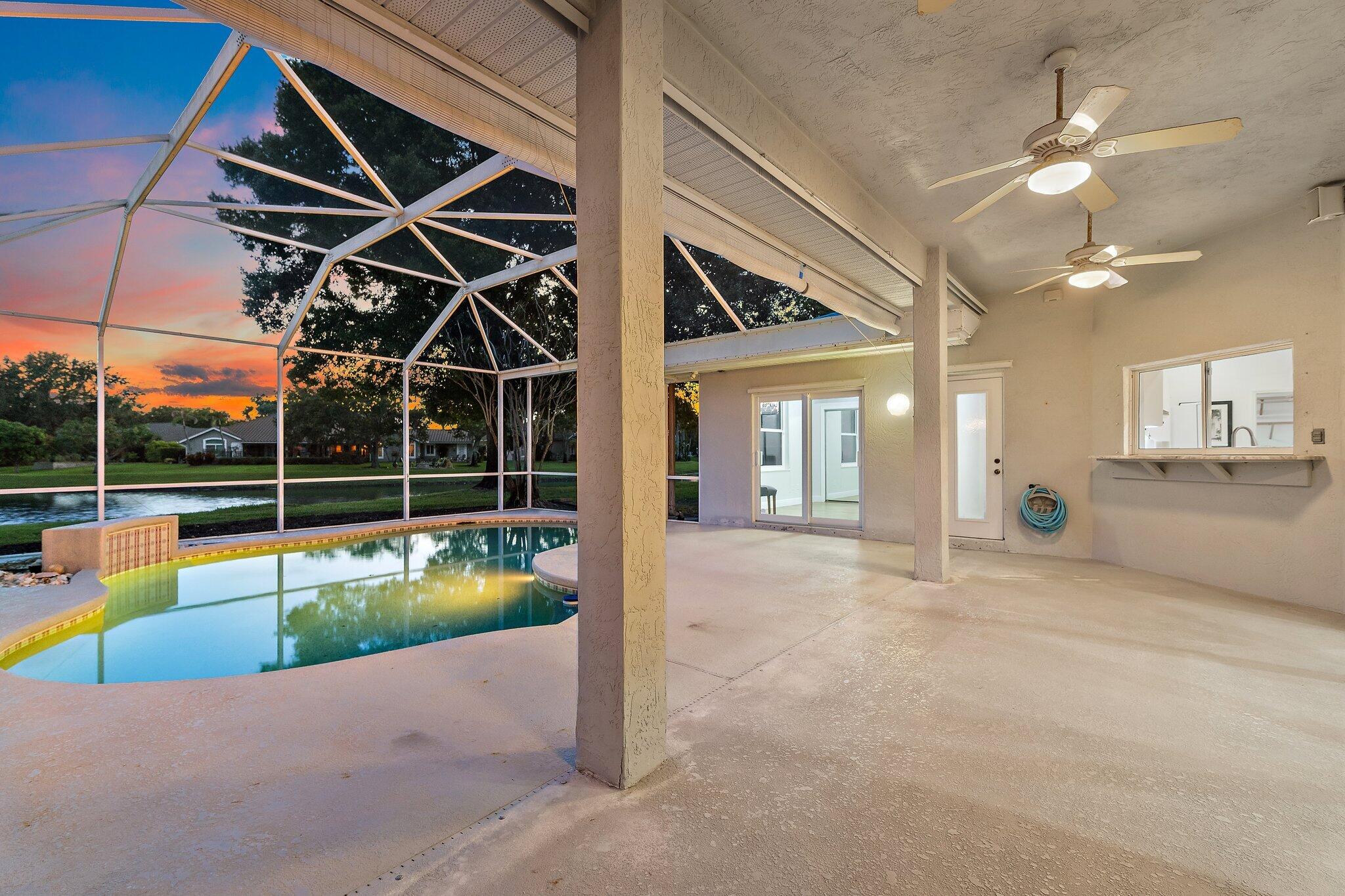 2108 Sw Oakwater Point Property Photo 47