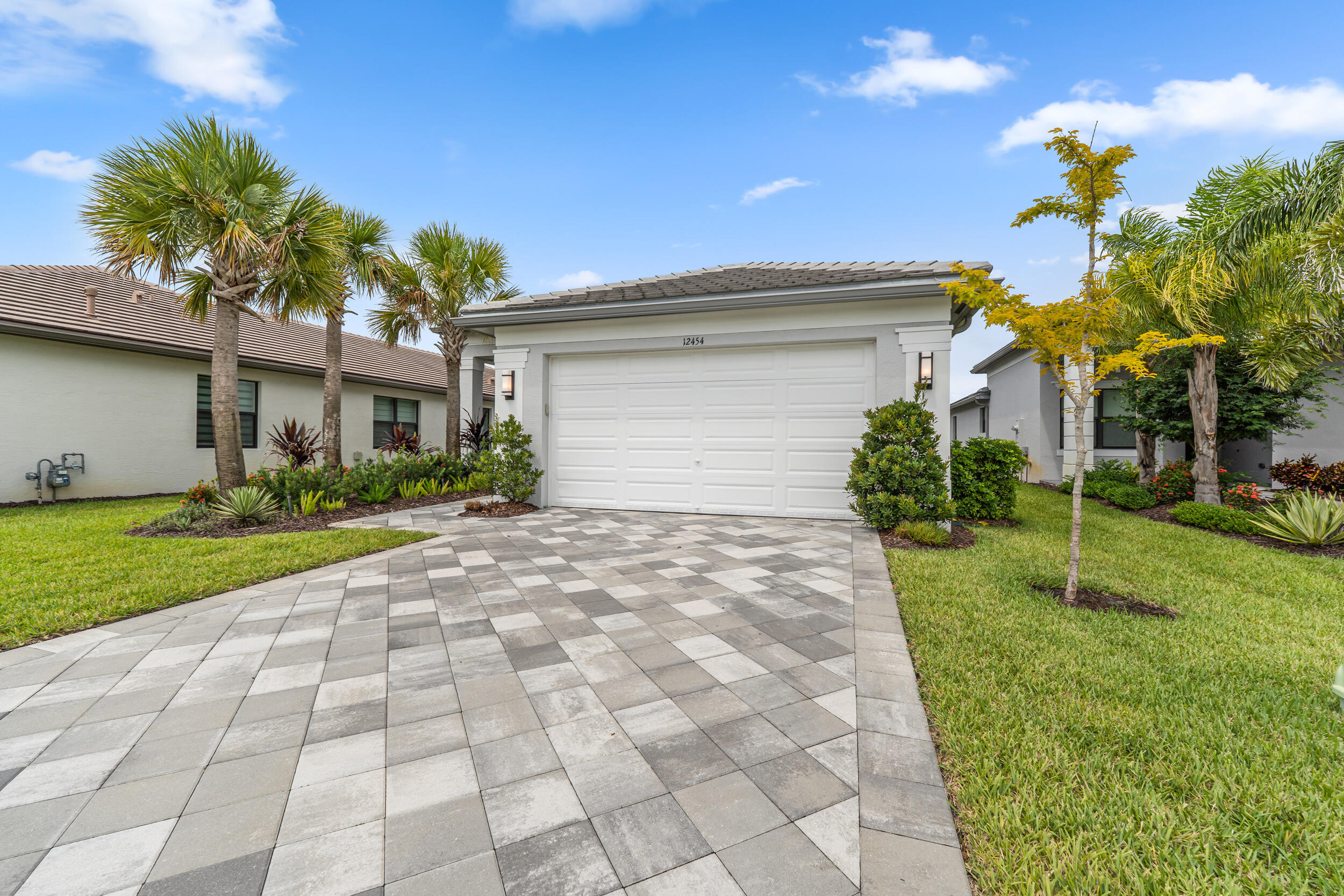 12454 Sw Alongshore Drive Property Photo 28