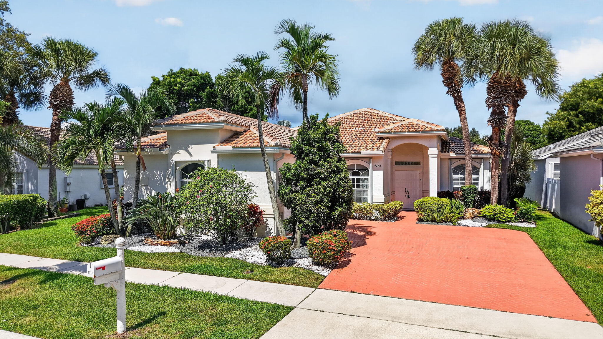 9773 Arbor View Drive S Property Photo 28