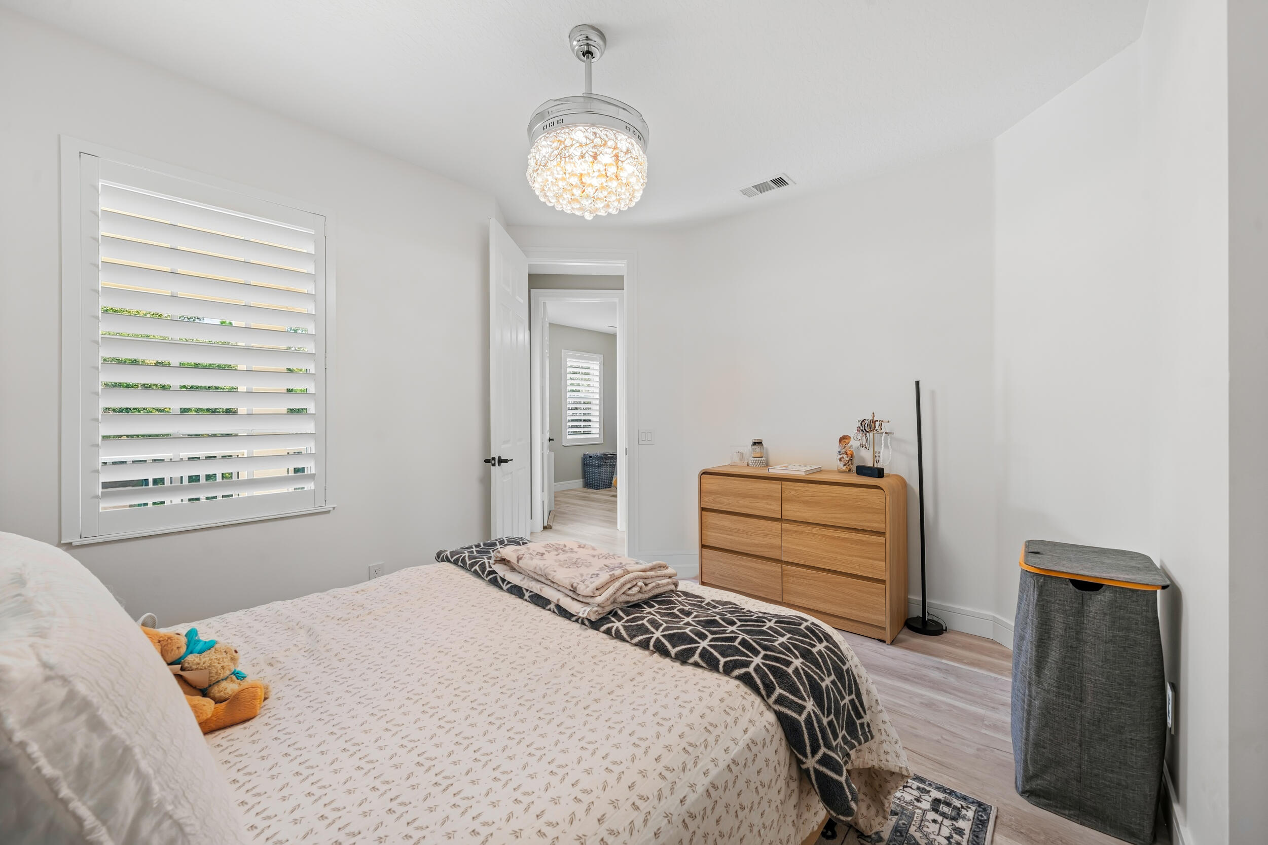 142 Newcastle Drive Property Photo 25