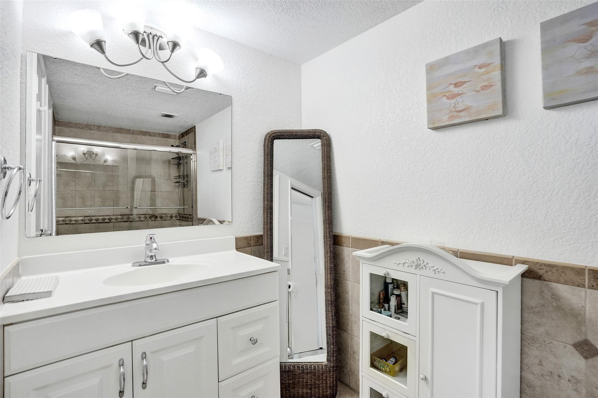 1051 Hillsboro Mile 809e Property Photo 18