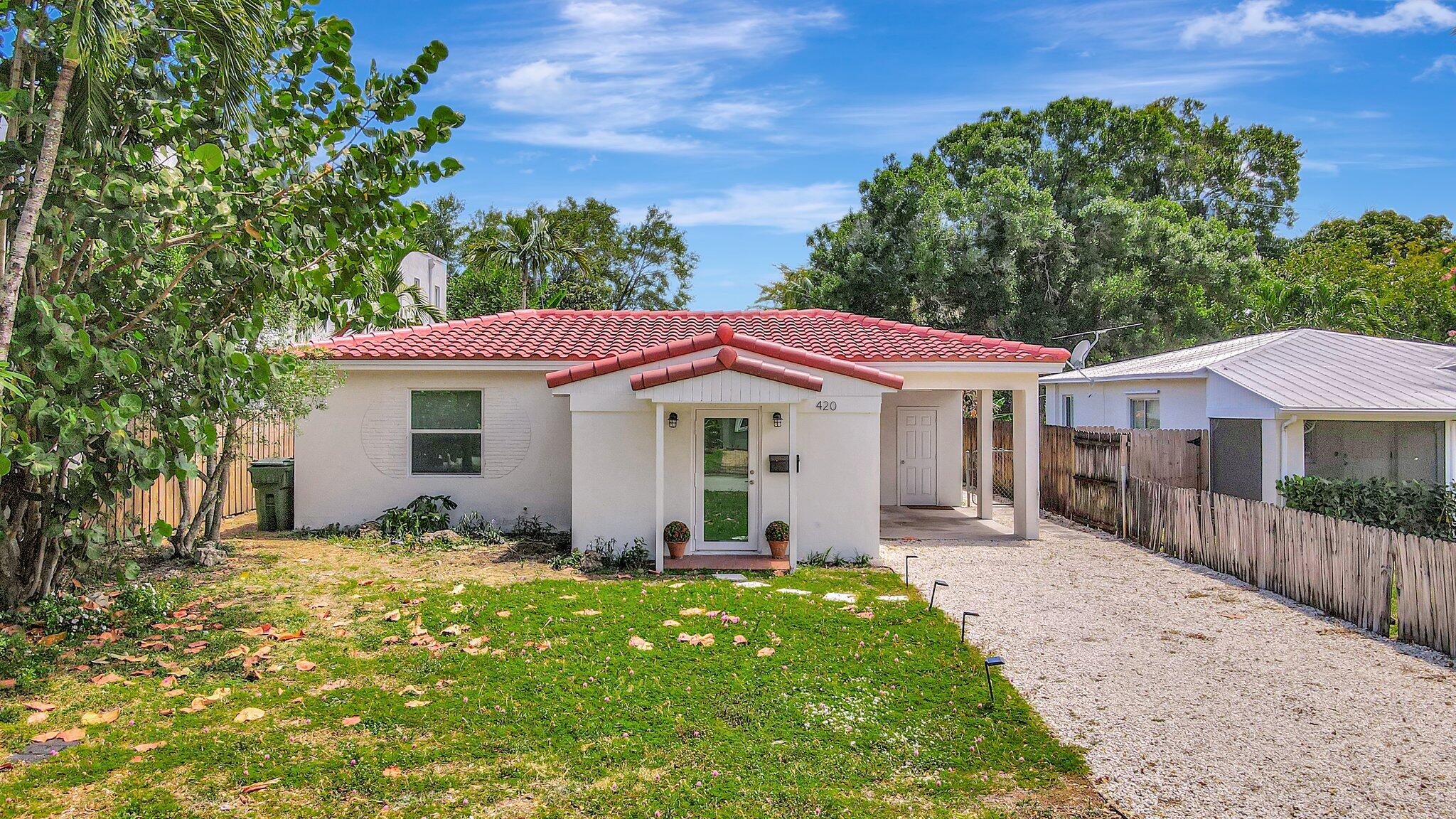 420 Sw 13th Street Property Photo 1