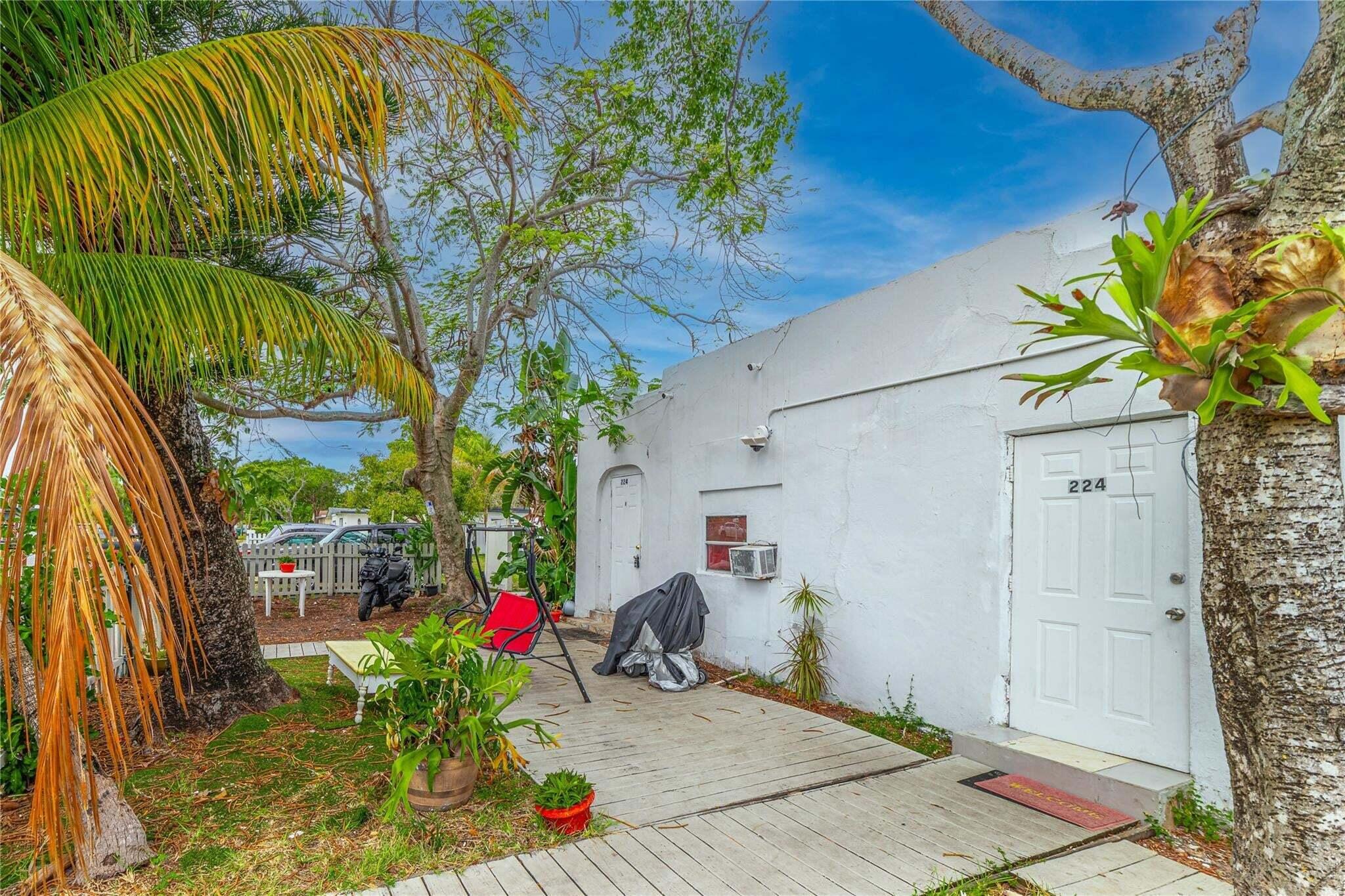 224 Sw 14th Street Property Photo 5
